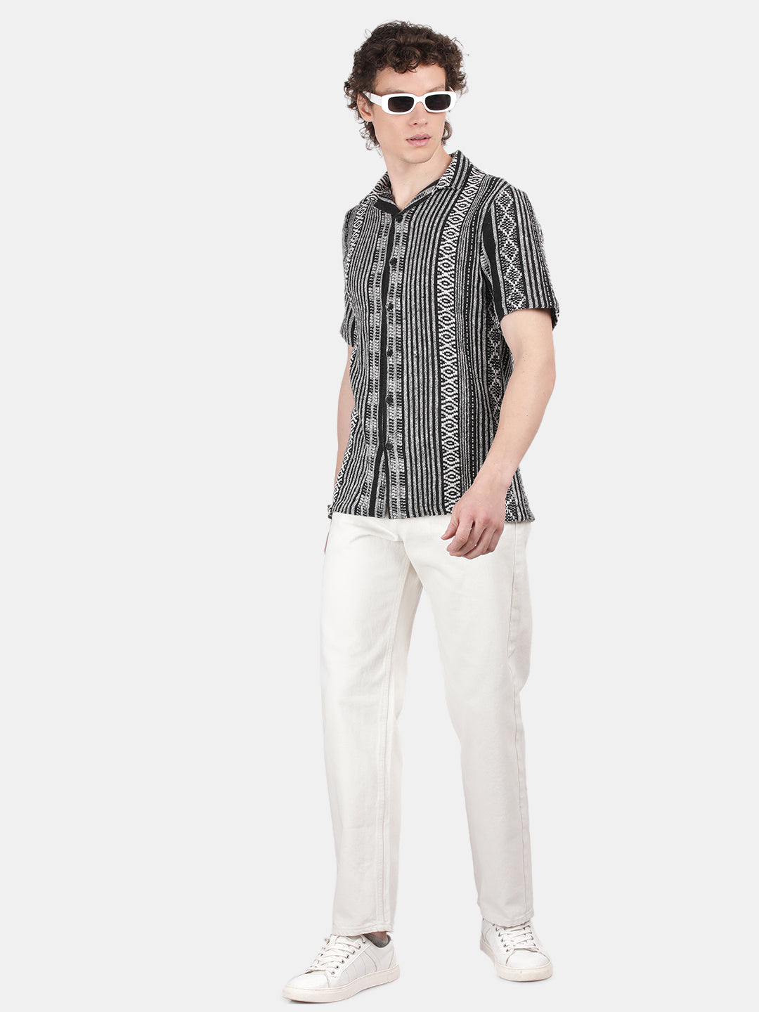 Men Black Slim Fit Spread Collar Half Sleeve Casual Shirt
