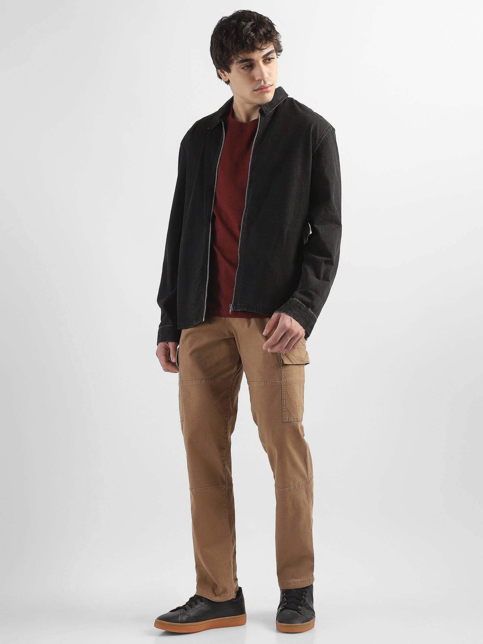 Men Khaki Comfort Cargo Pants with 6 Pockets