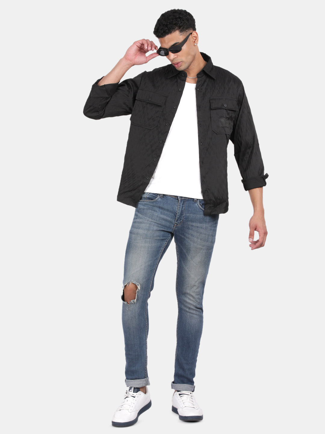 Men Black Slim Fit Spread Collar Full Sleeve Casual Shirt