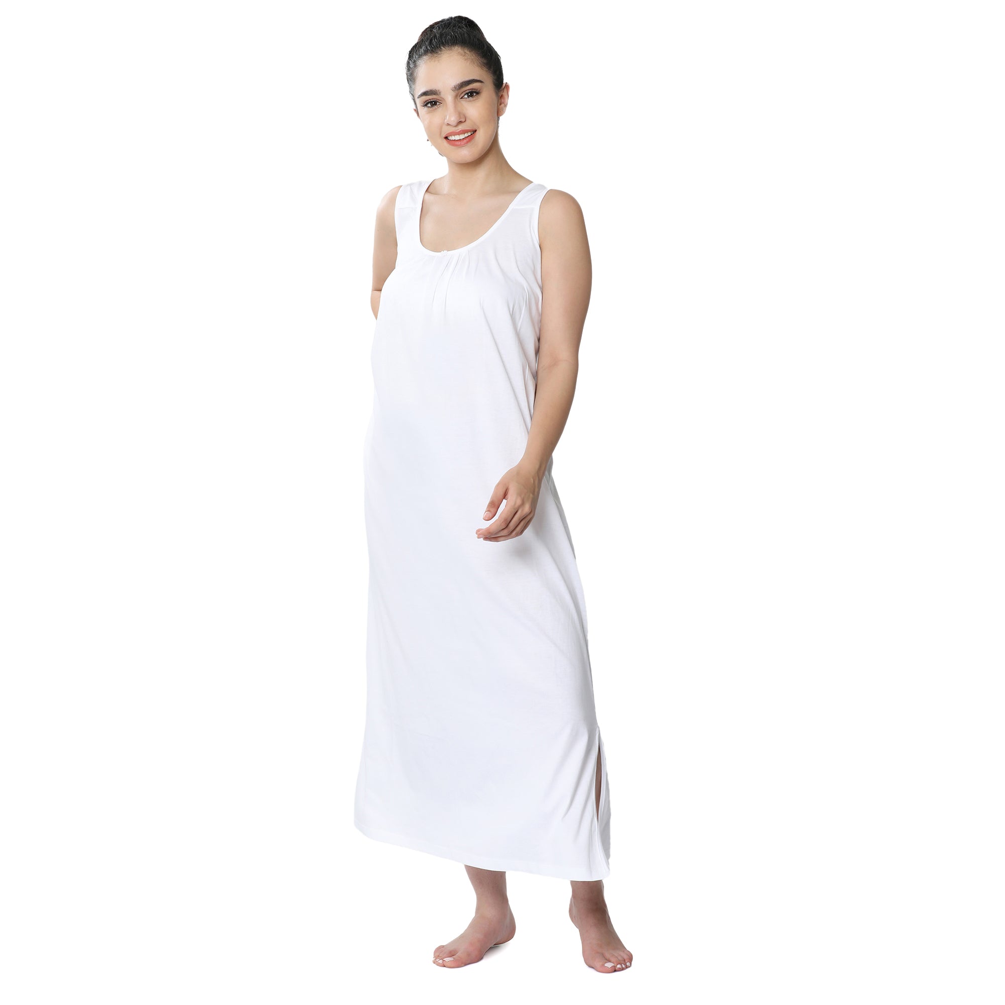 Relaxed Fit Scoop Neck Nighty Slip