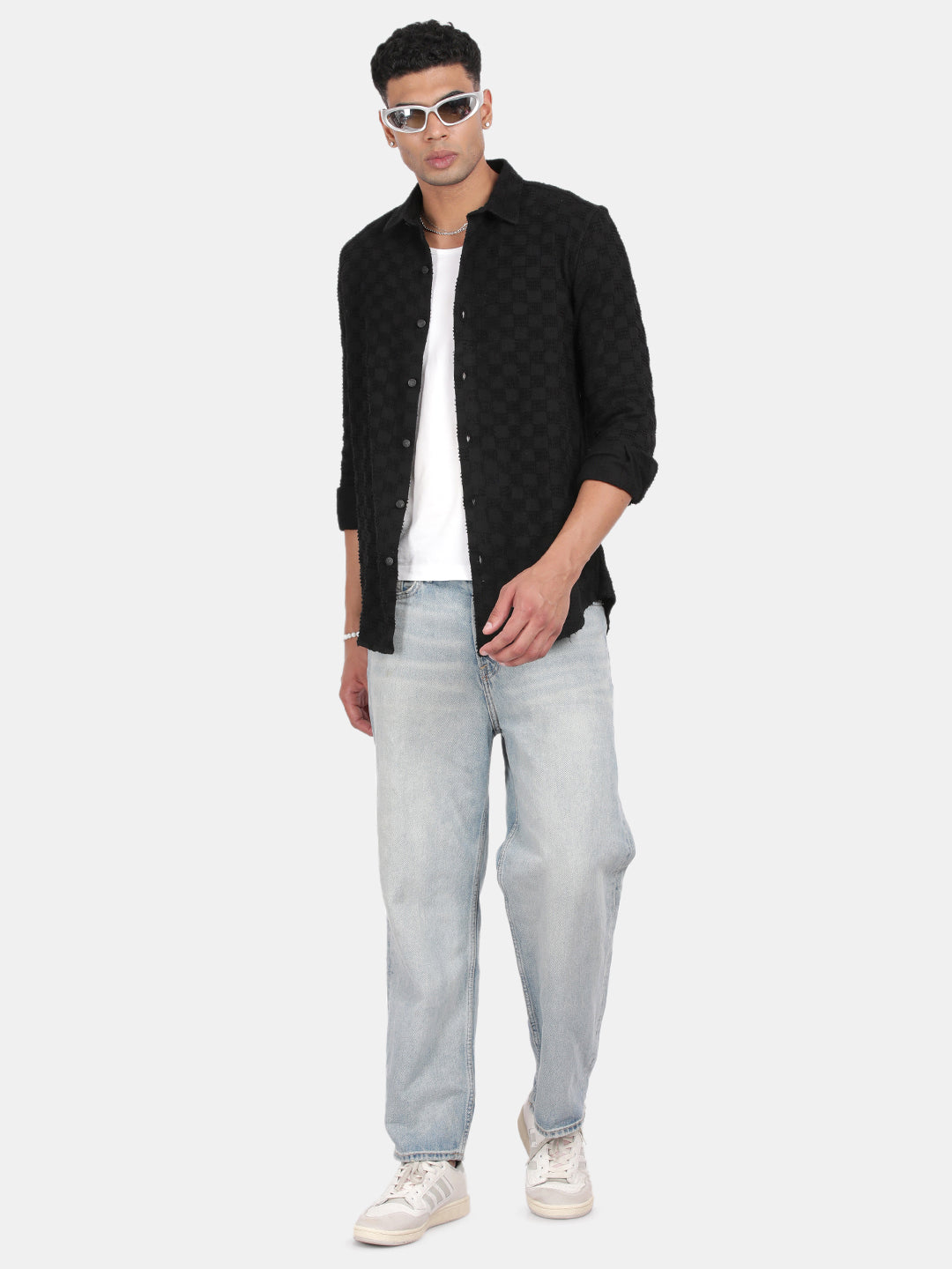 Men Black Slim Fit Spread Collar Full Sleeve Casual Shirt
