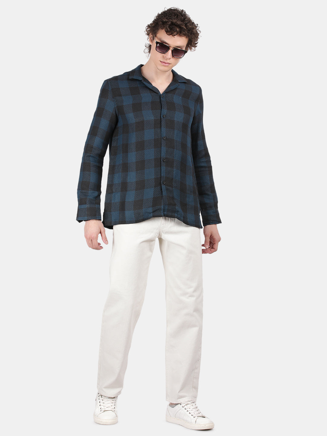 Men Green Slim Fit Lapel Collar Full Sleeve Casual Shirt