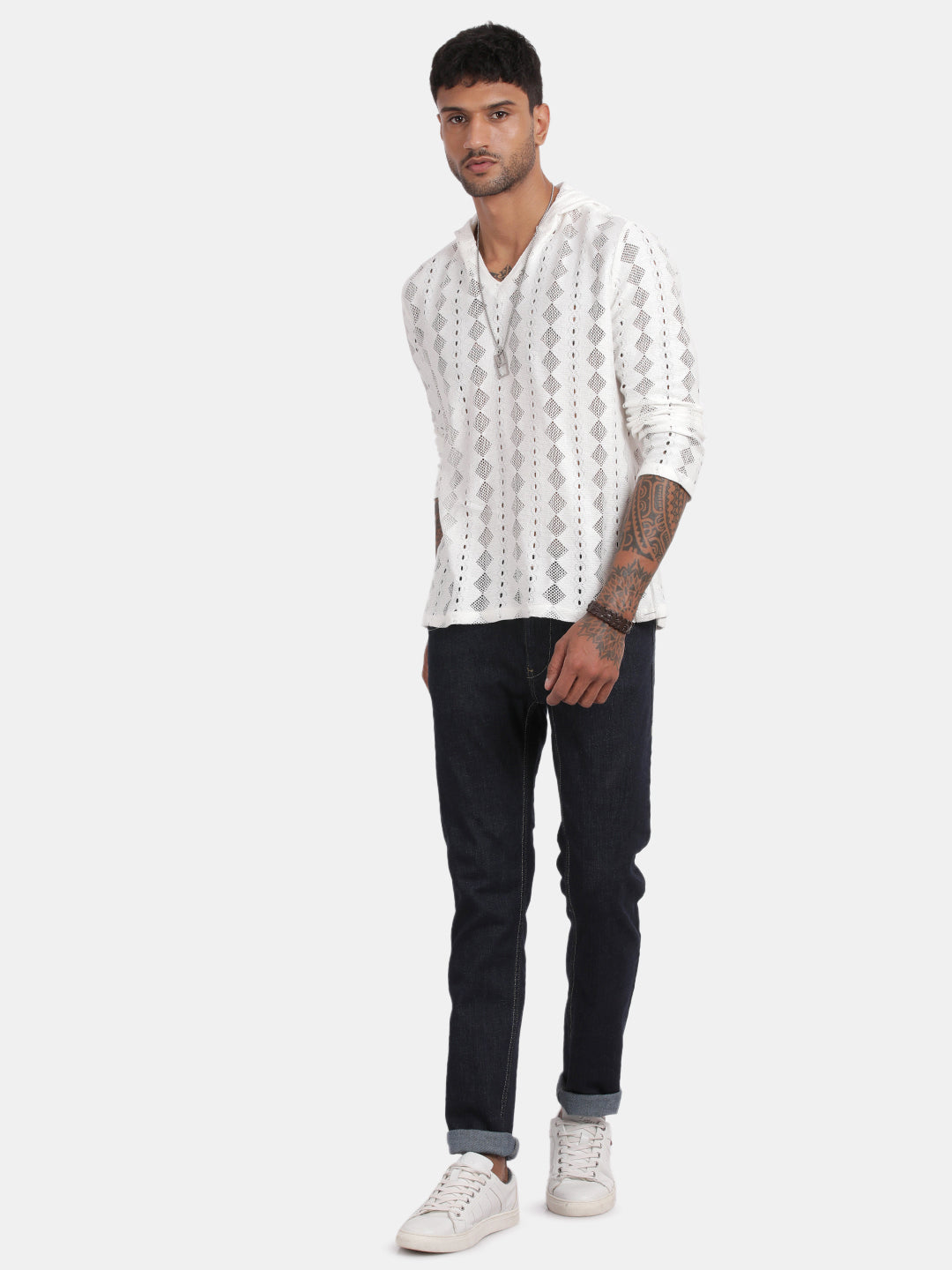 Men White Regular Fit Spread Collar Full Sleeve Hoodie
