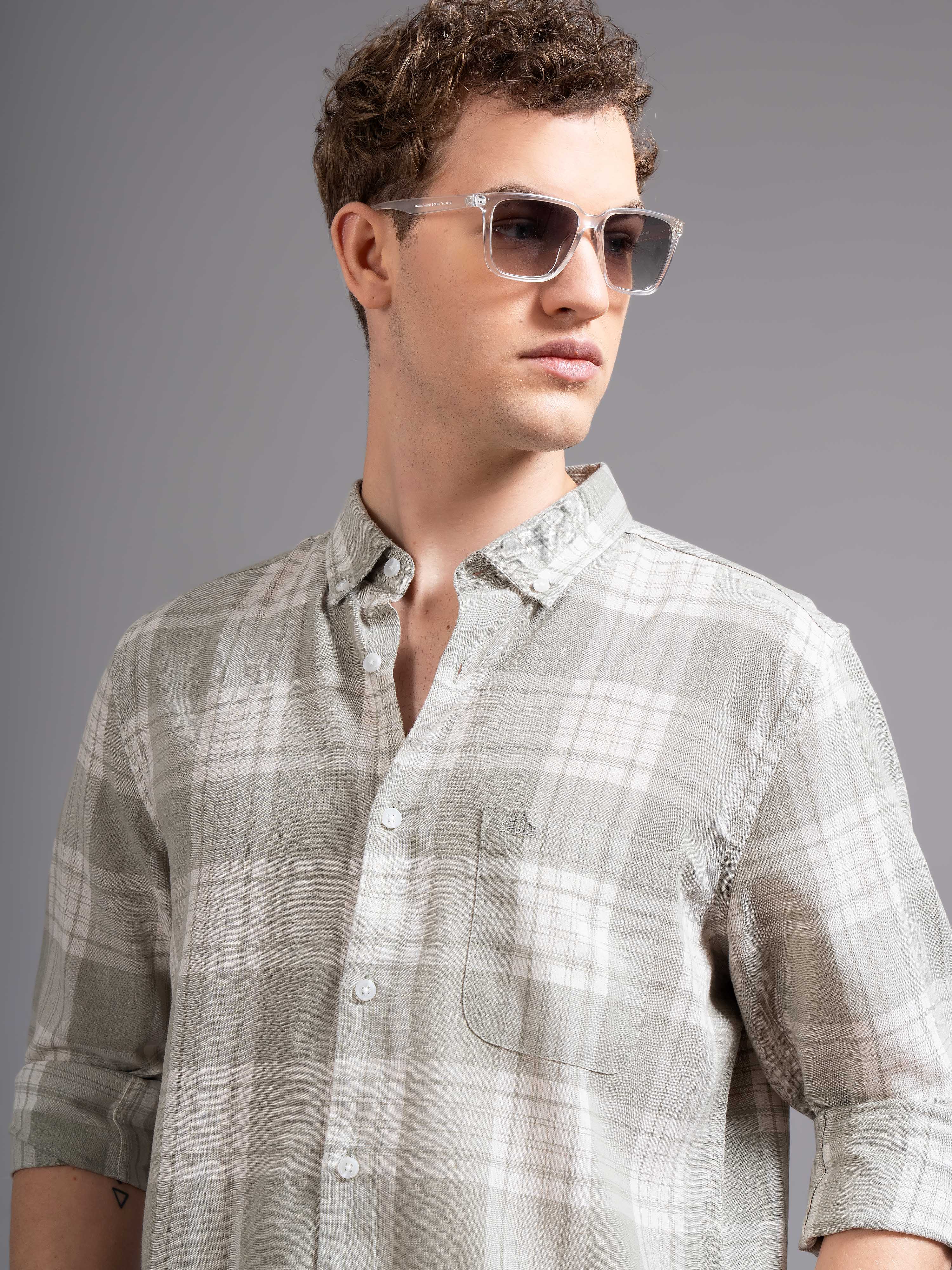 Men Green Geometric Print Shirt