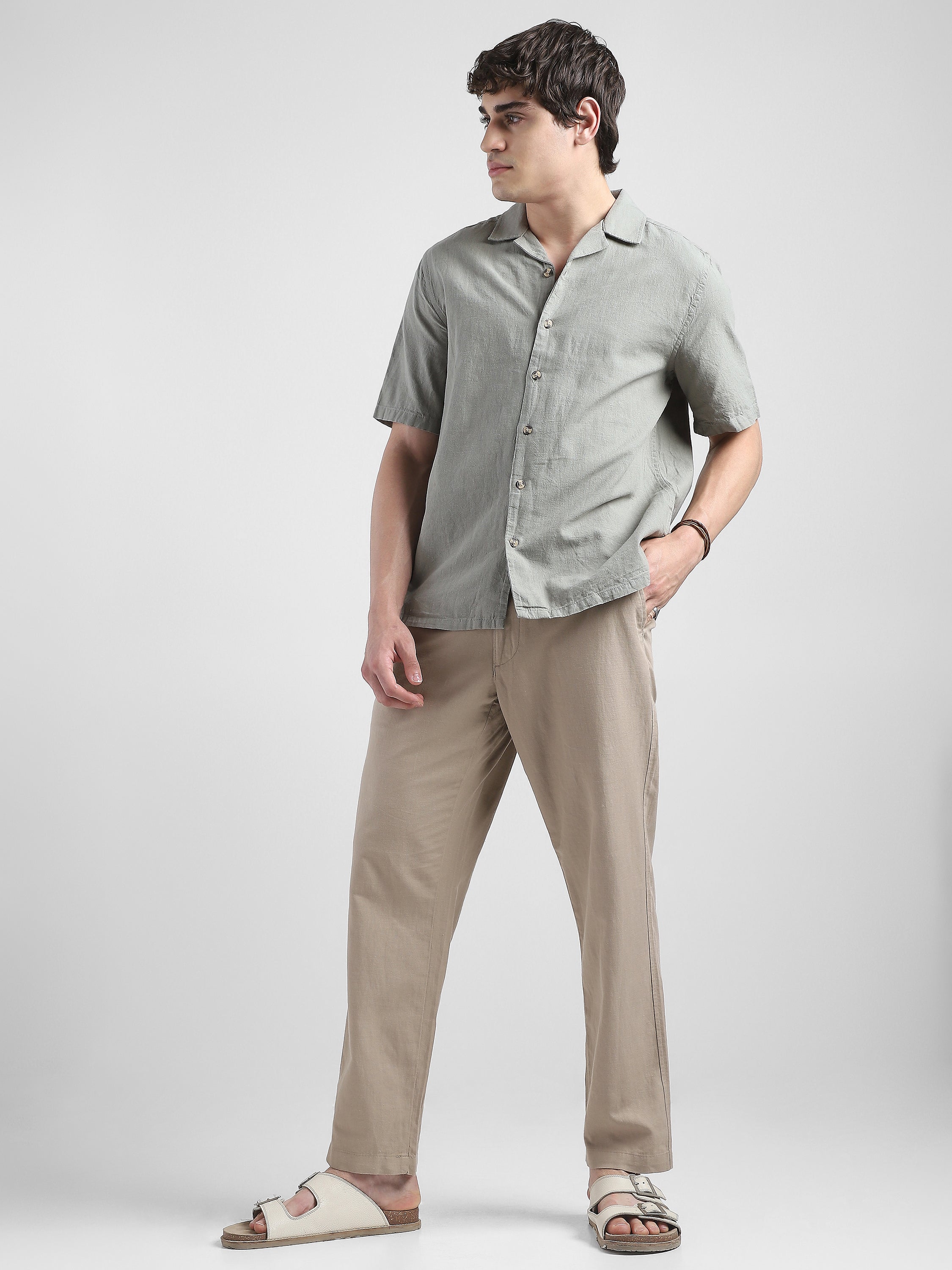 Men Olive Spread Collar Cotton Blend Shirt