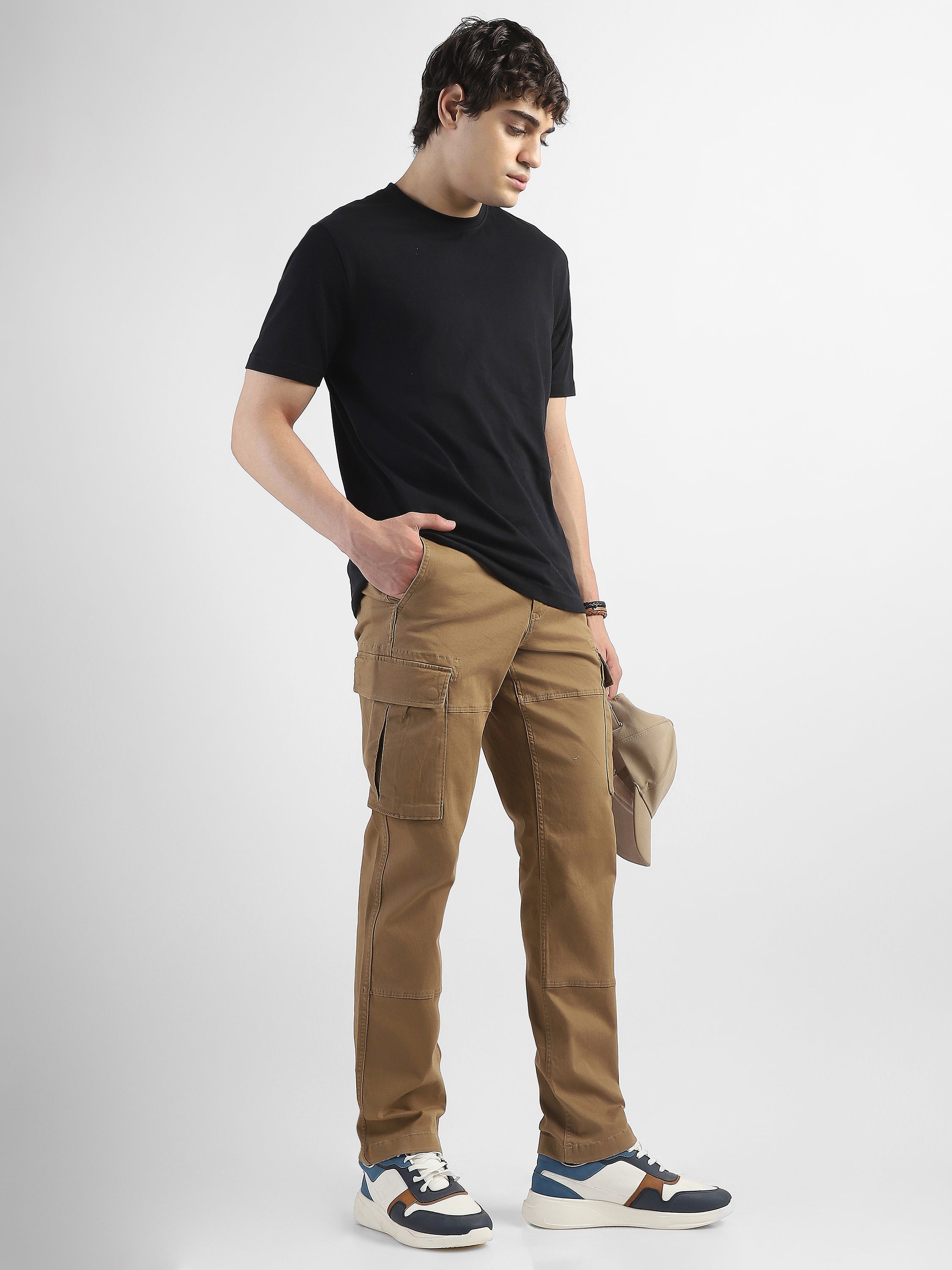 Men Khaki Cotton Mid Rise Cargo Pants