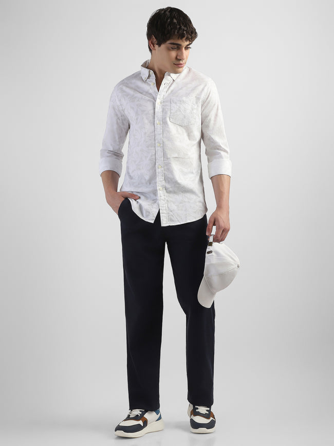 Men White Leaf Printed Regular Fit Shirt