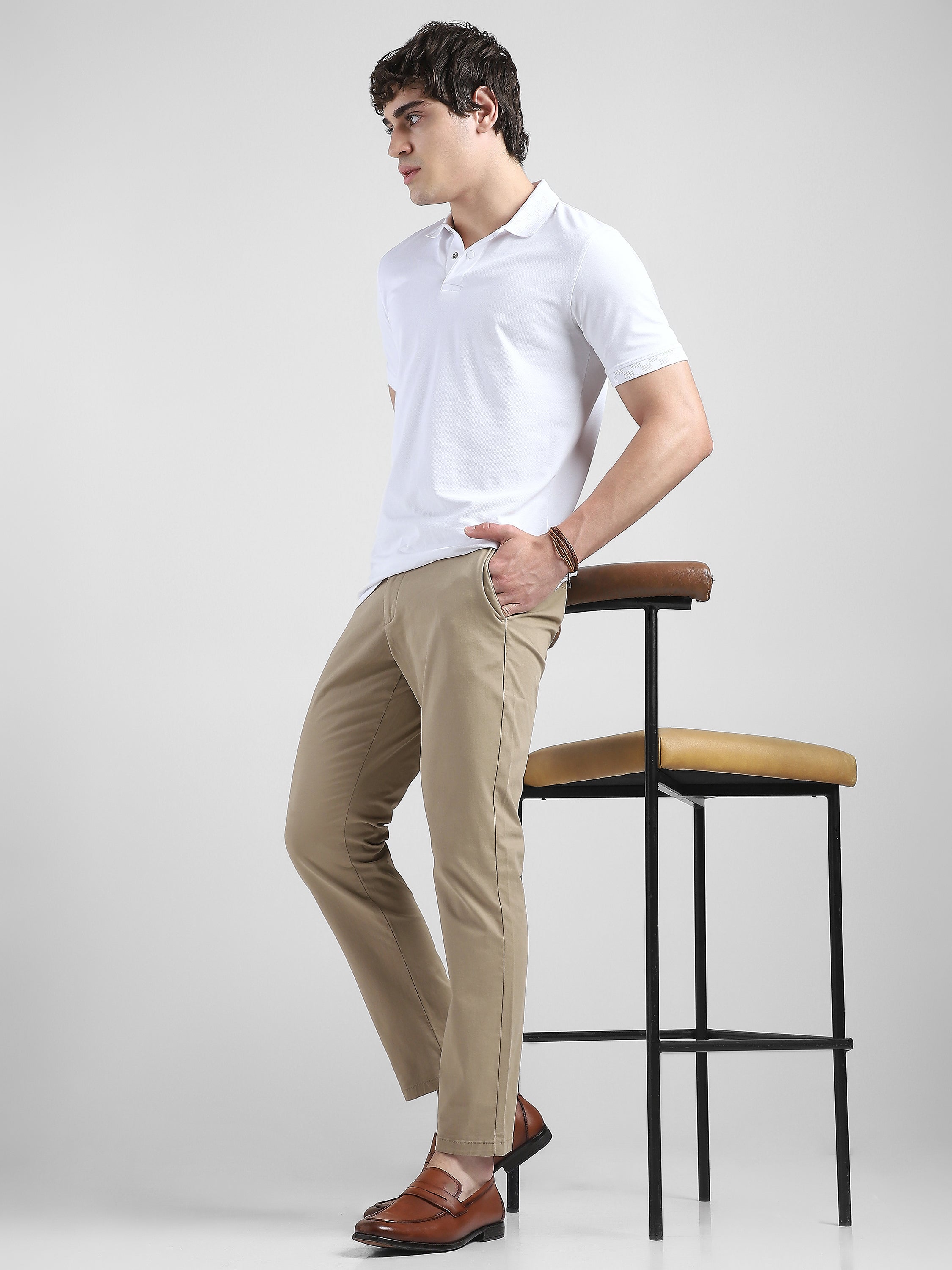 Men Beige Mid Rise Regular Fit Trouser