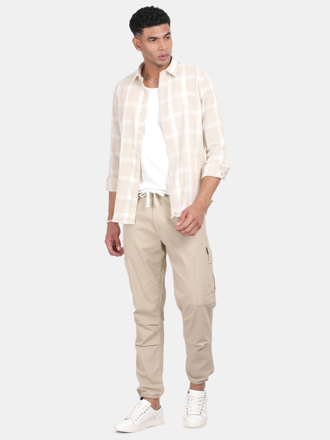 Men Off white Slim Fit Spread Collar Full Sleeve Casual Shirt