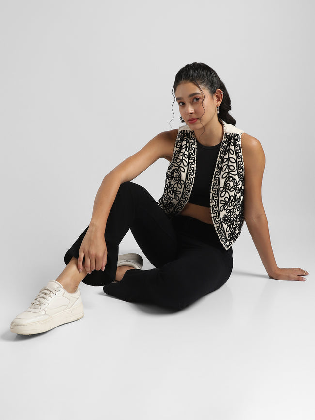 Women White Embroidered Vest Jacket