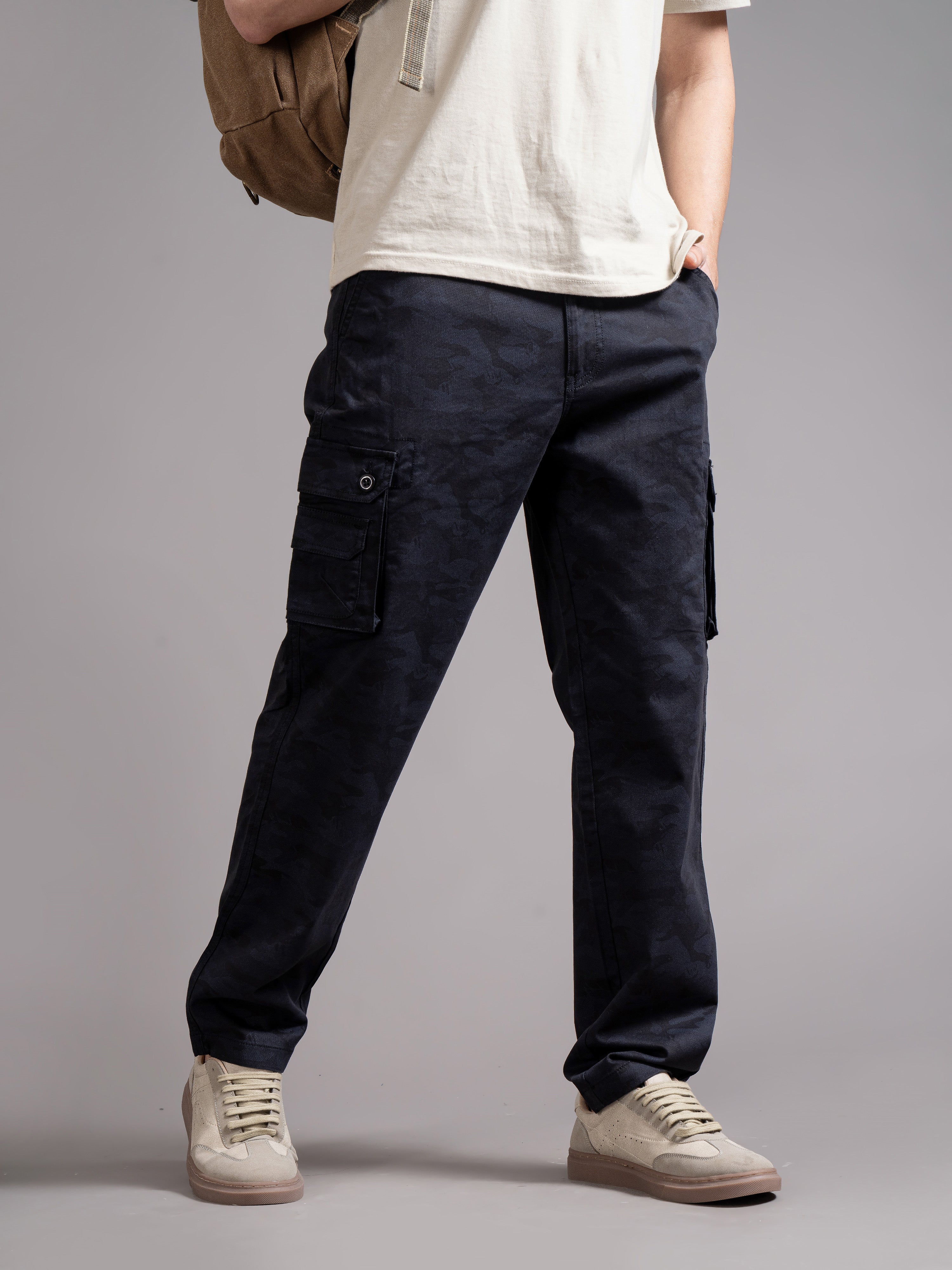 Men Blue Relaxed Fit Cargo Trouser