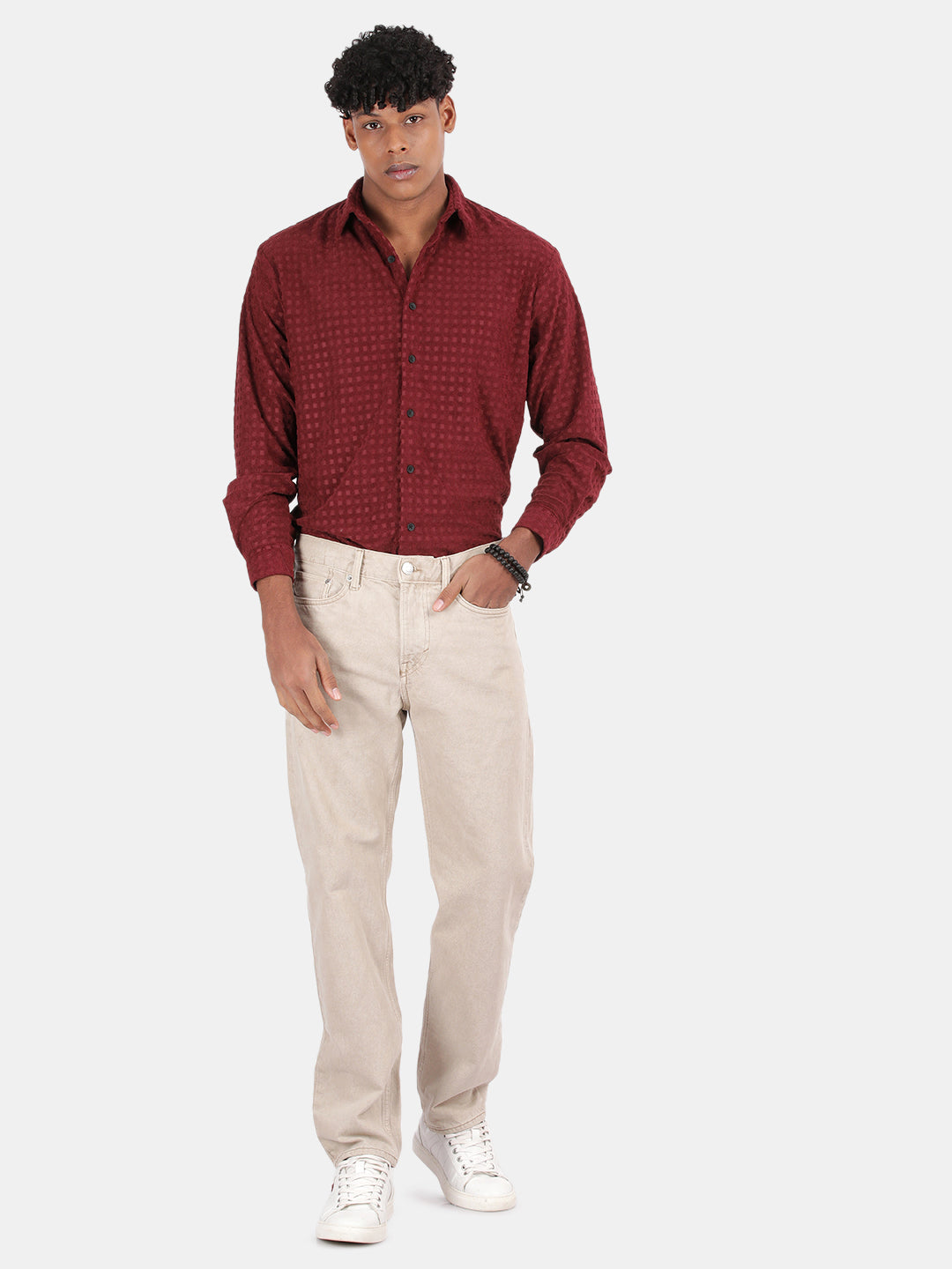 Men Maroon Slim Fit Spread Collar Full Sleeve Casual Shirt