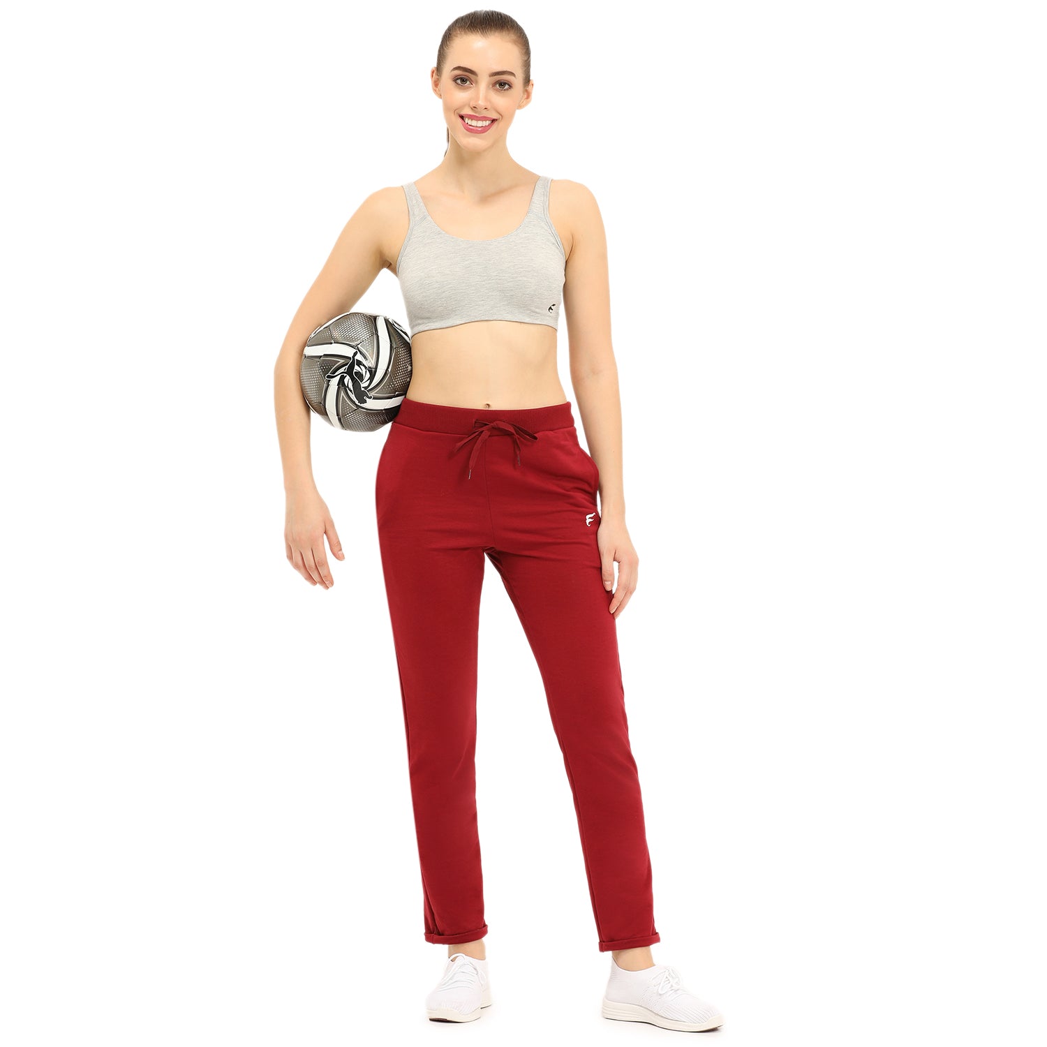 Non-padded Non-wired Full Coverage Slip-on Moulded Double Layered Sports Bra