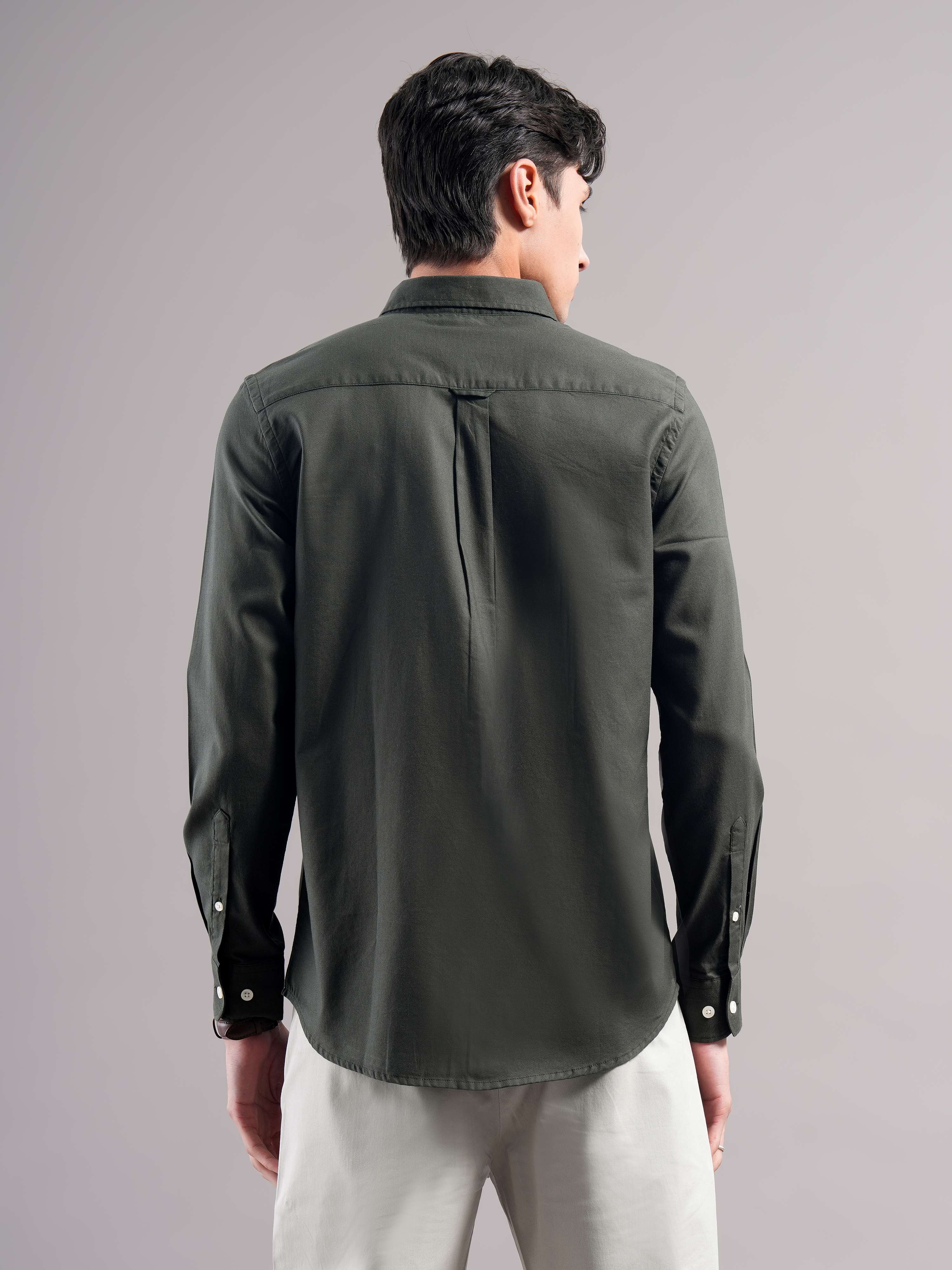 Men Olive Solid Casual Shirt