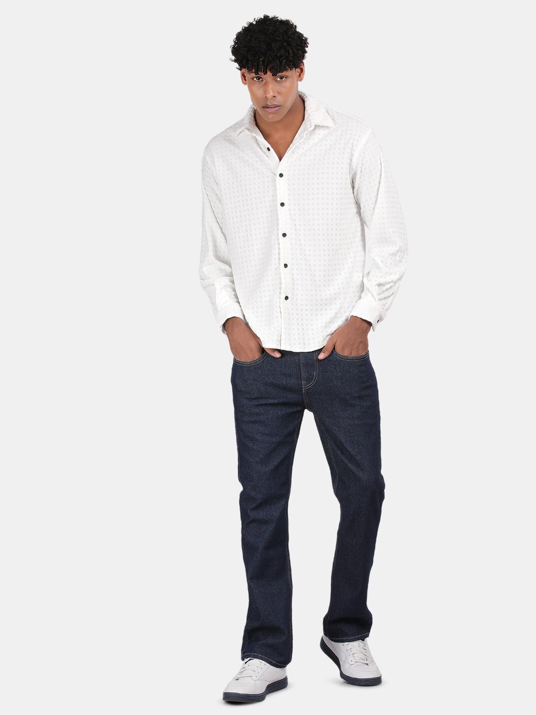 Men white Slim Fit Spread Collar Full Sleeve Casual Shirt