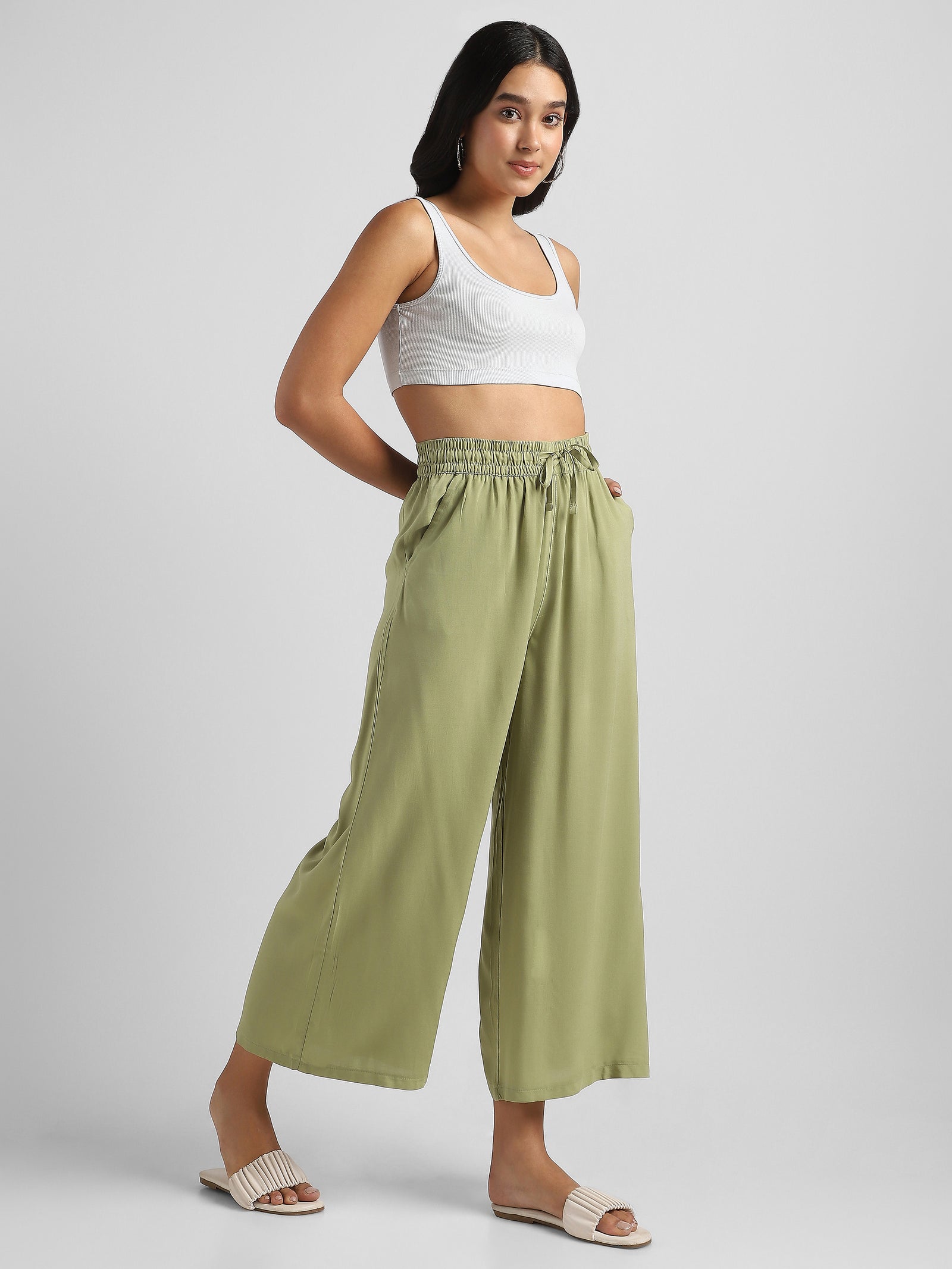 Women Olive Solid Palazzo Pants