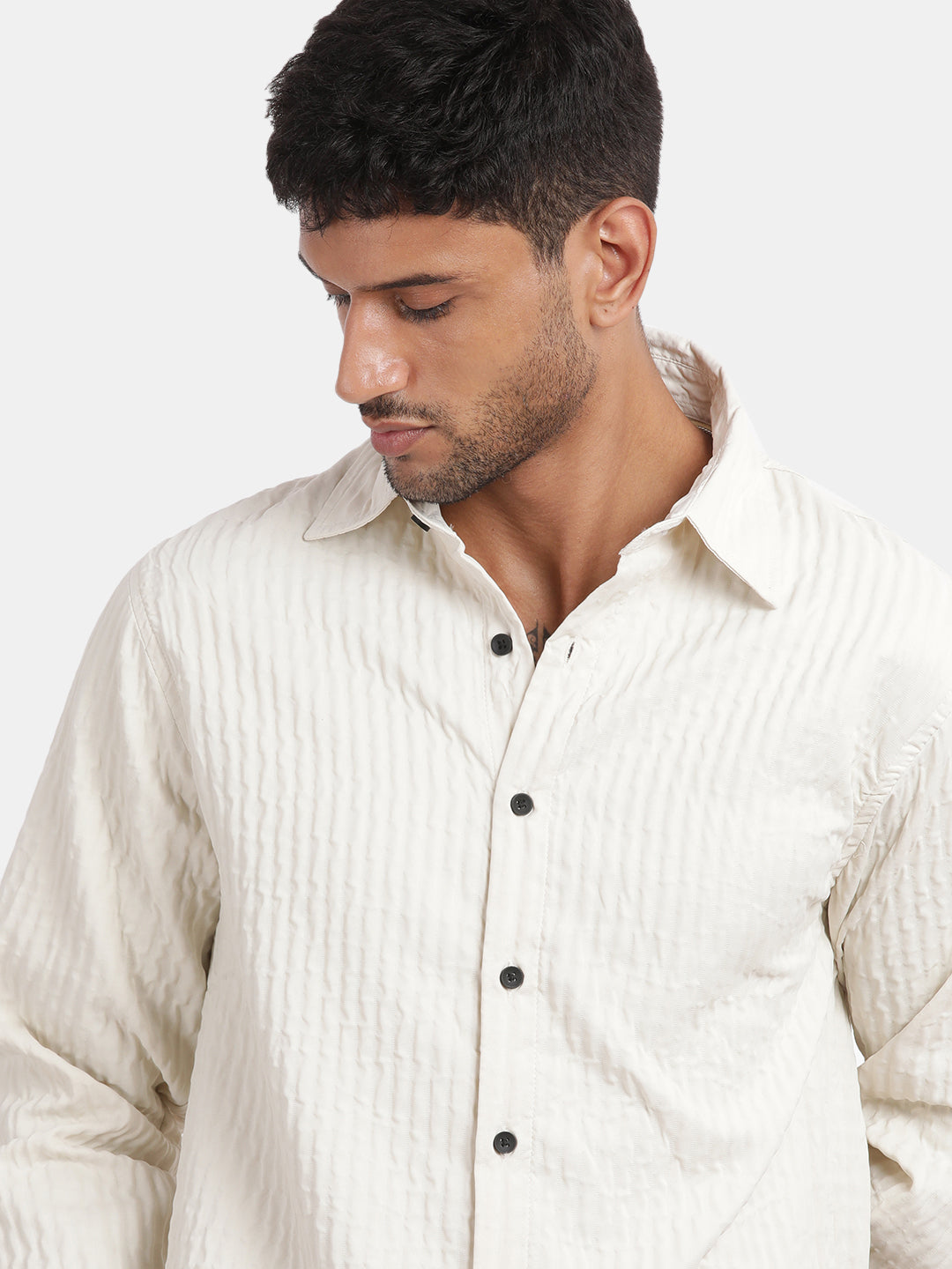 Men Cream Slim Fit Spread Collar Full Sleeve Casual Shirt