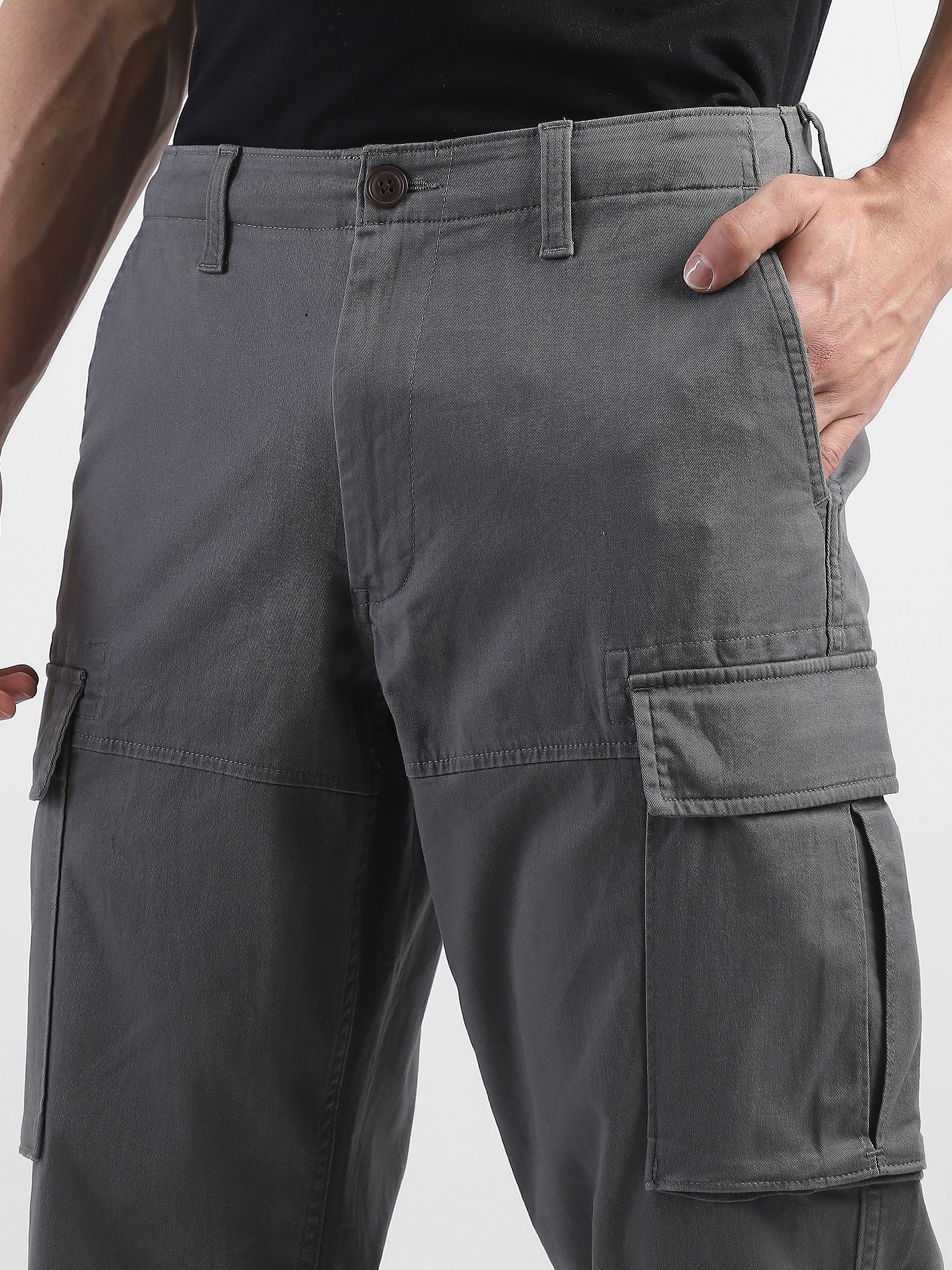 Men Grey  Cotton Mid Rise Cargo Pants