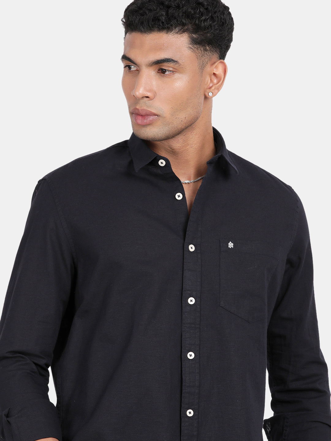 Men Navy Slim Fit Spread Collar Full Sleeve Casual Shirt