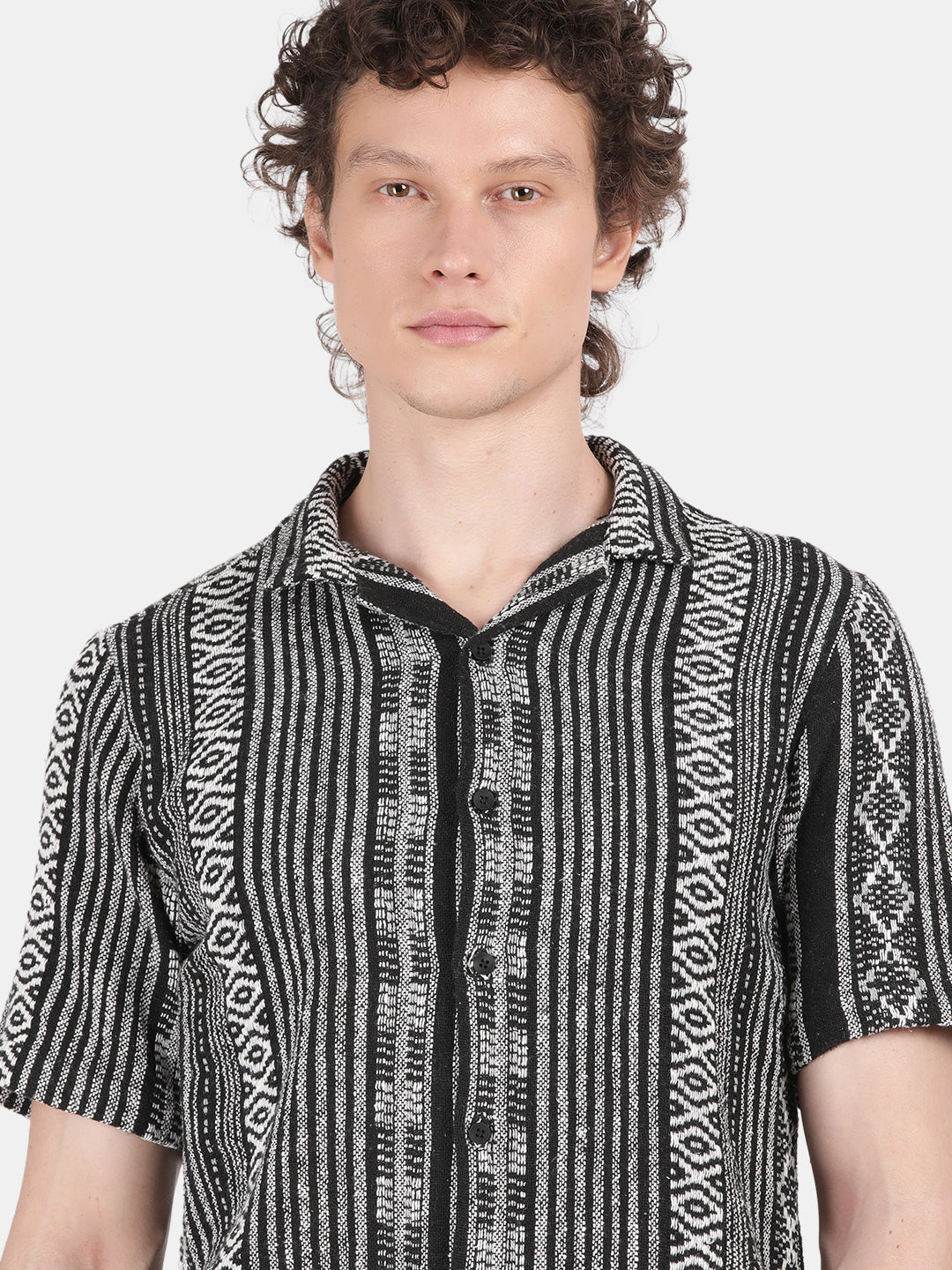 Men Black Slim Fit Spread Collar Half Sleeve Casual Shirt