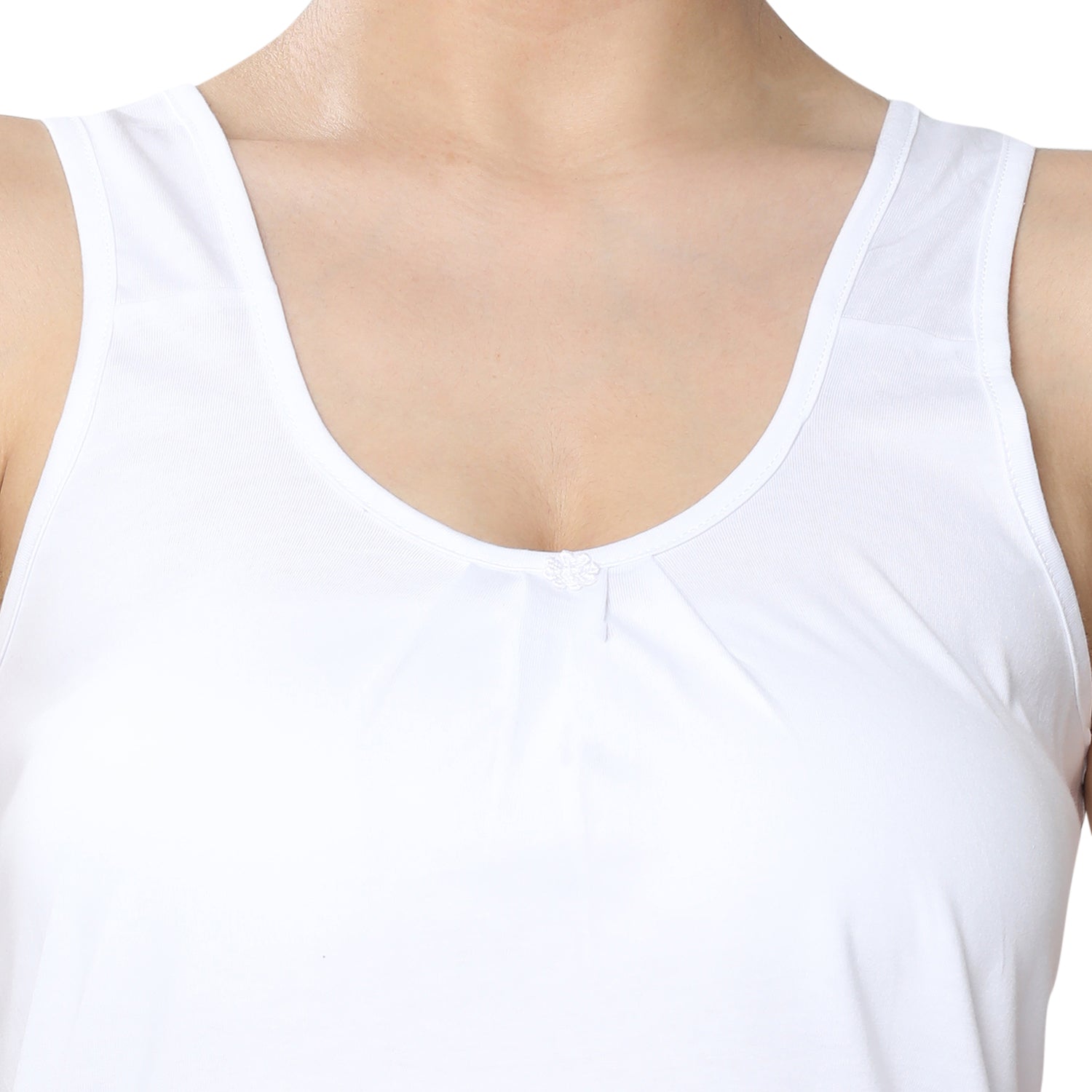 Relaxed Fit Scoop Neck Broad Shoulder Kurta Slip
