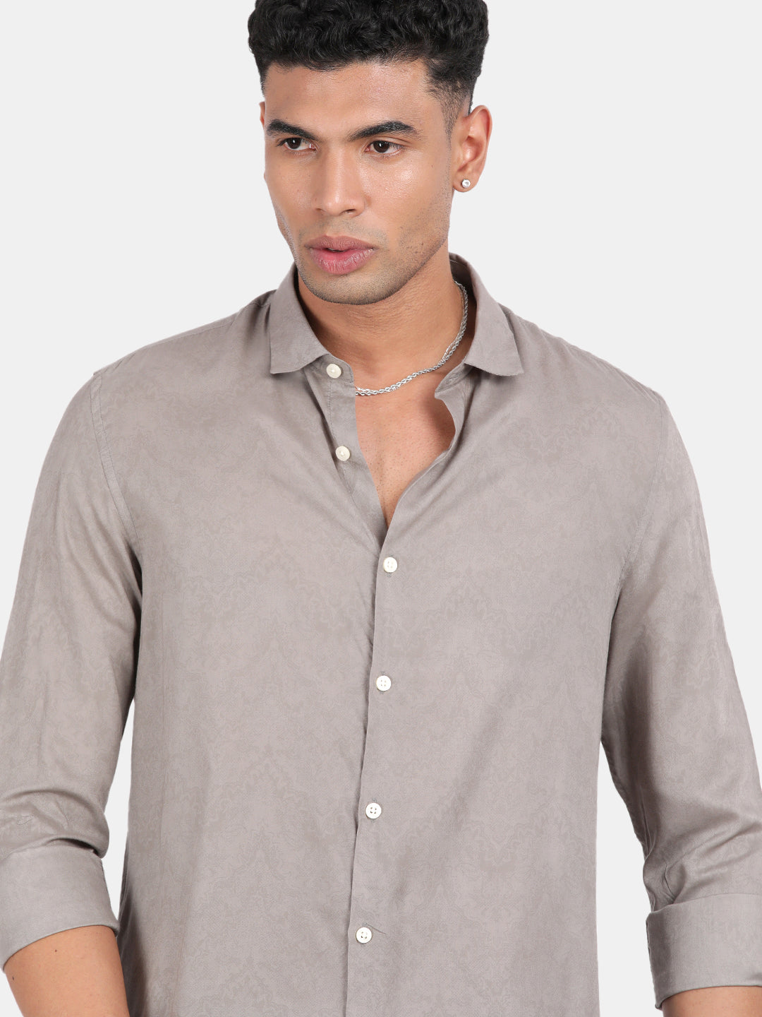 Men Grey Slim Fit Spread Collar Full Sleeve Casual Shirt