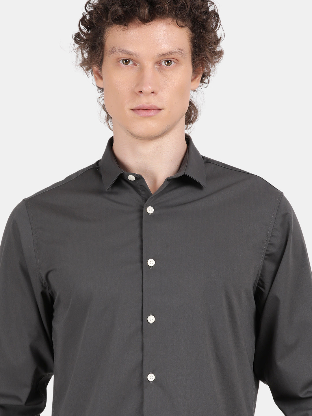 Men Green Slim Fit Spread Collar Full Sleeve Casual Shirt