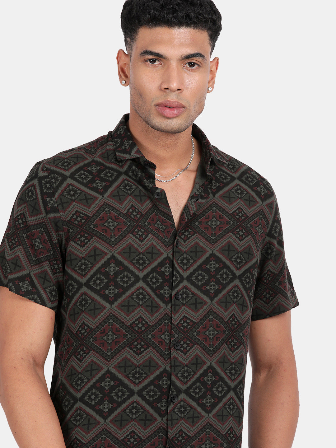 Men Dark green Slim Fit Spread Collar Half Sleeve Casual Shirt