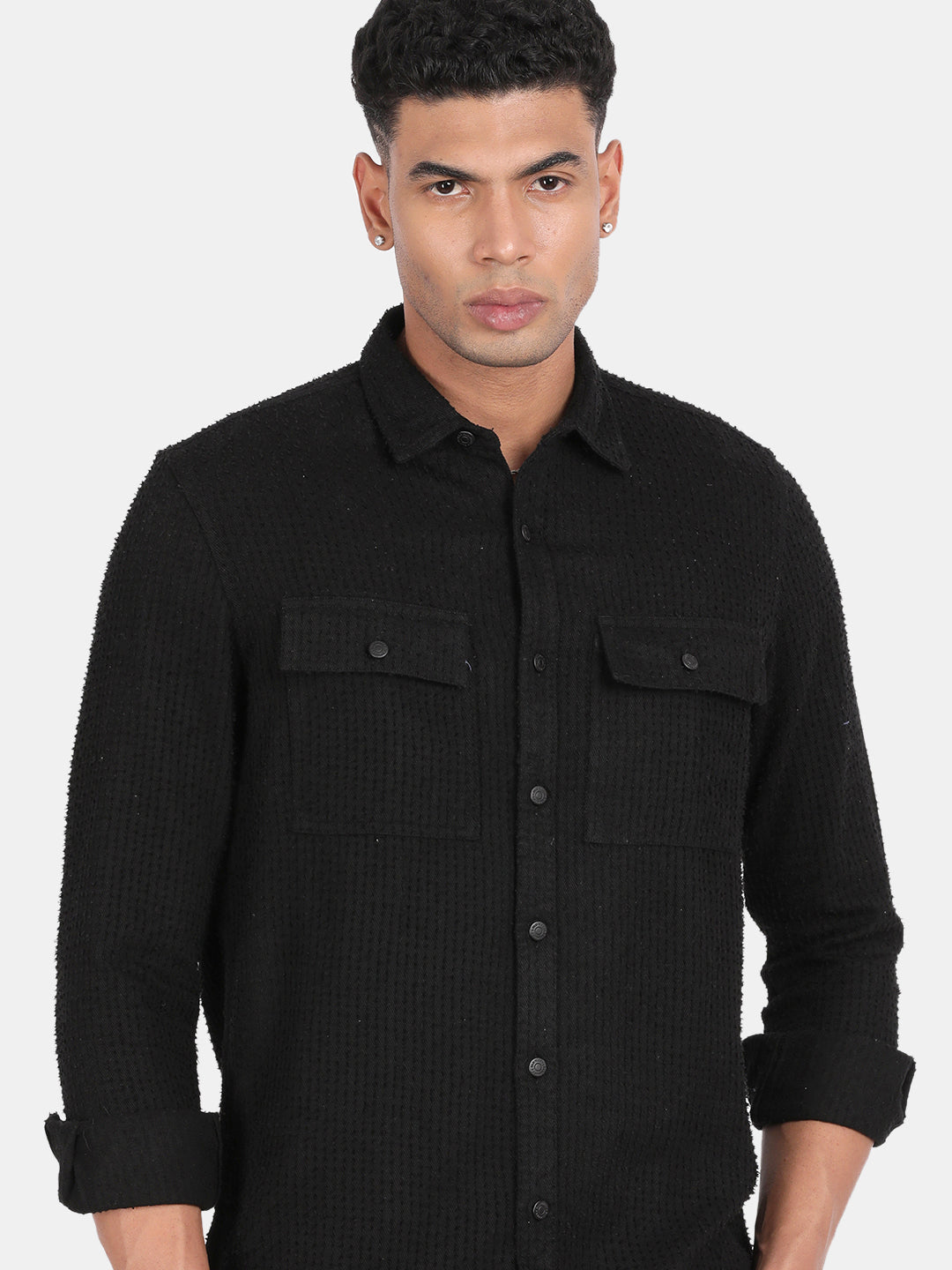 Men Black Slim Fit Spread Collar Full Sleeve Casual Shirt