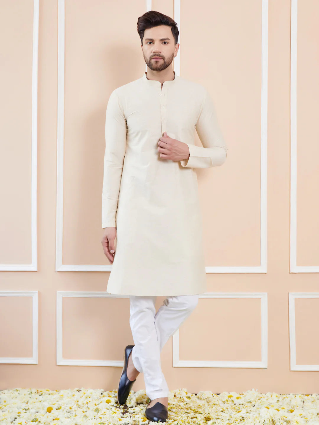 Men Cream Cotton Solid Straight Kurta