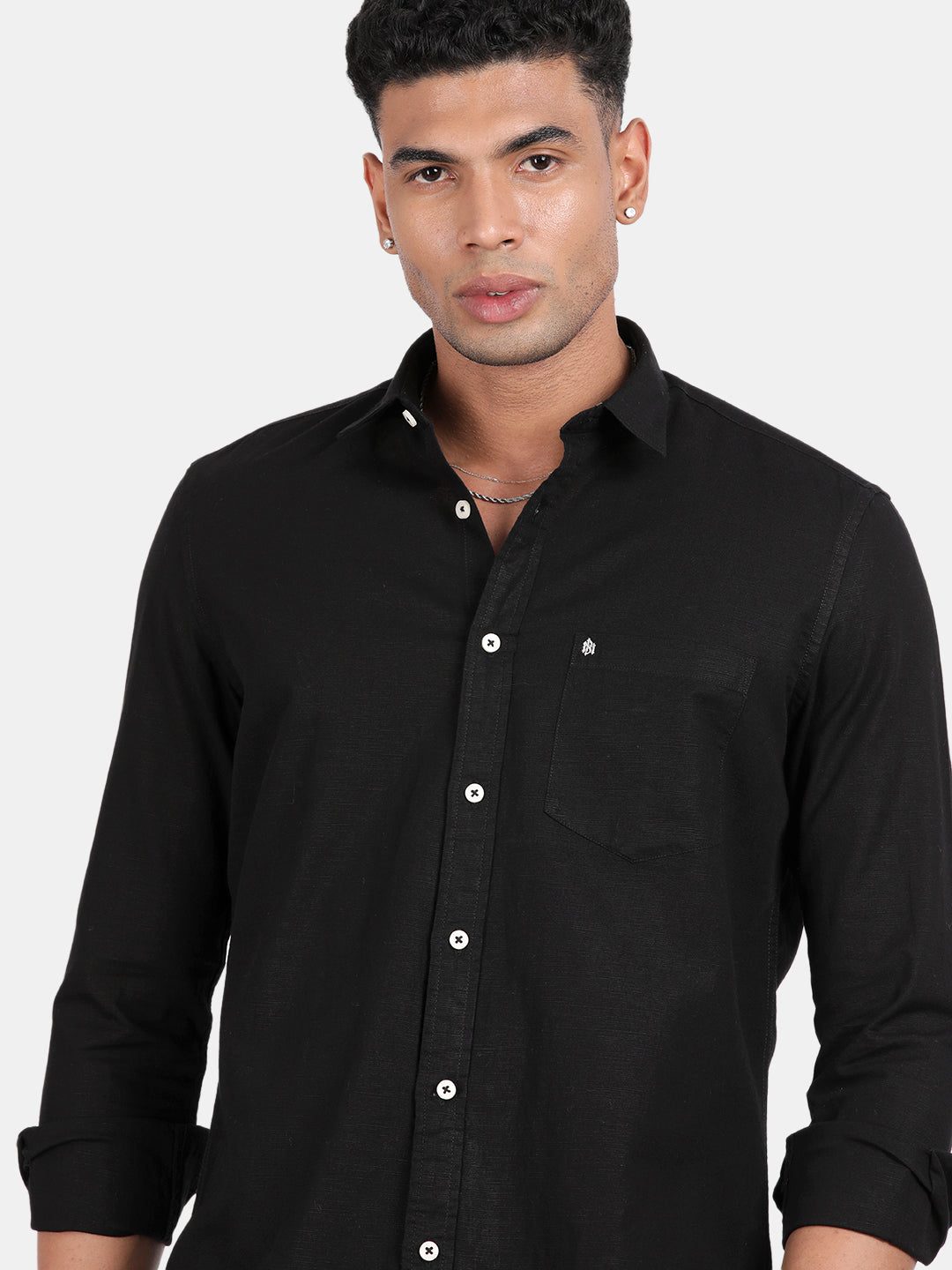 Men Black Slim Fit Spread Collar Full Sleeve Casual Shirt