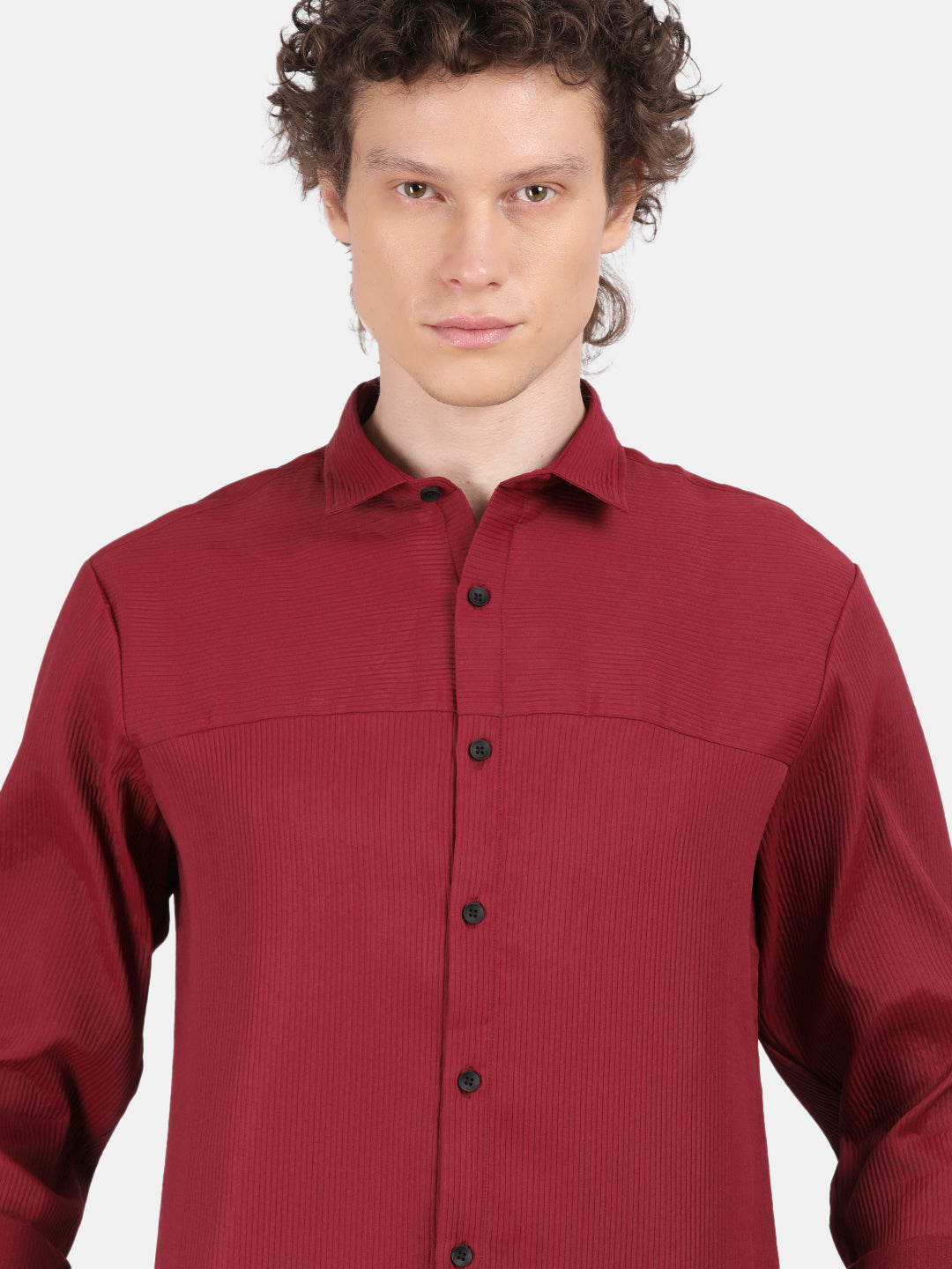Men Maroon Slim Fit Spread Collar Full Sleeve Casual Shirt