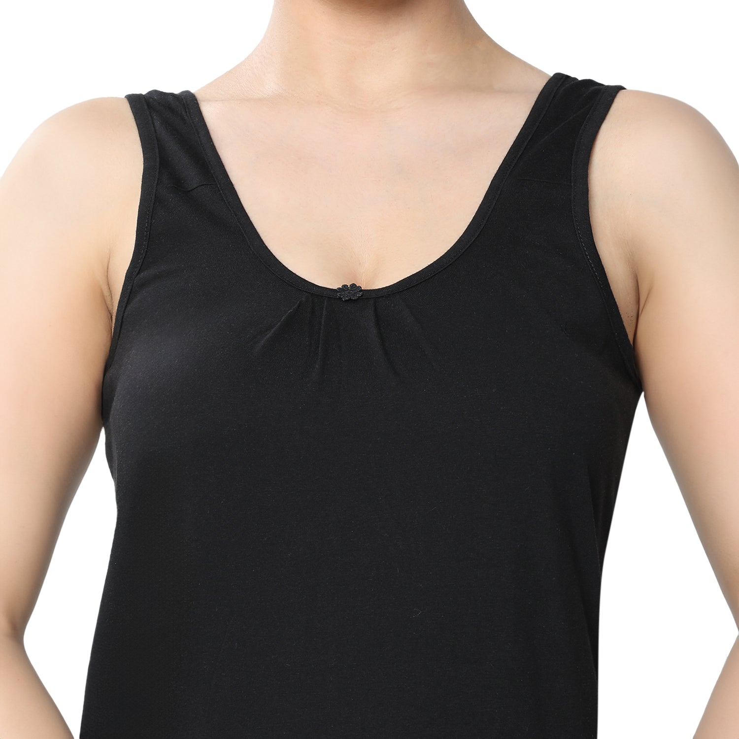 Relaxed Fit Scoop Neck Broad Shoulder Kurta Slip