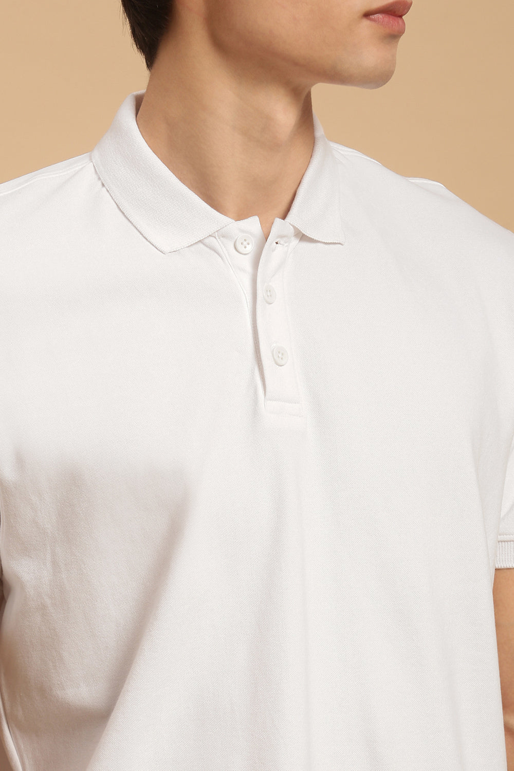 Men White Half Sleeve T-Shirt