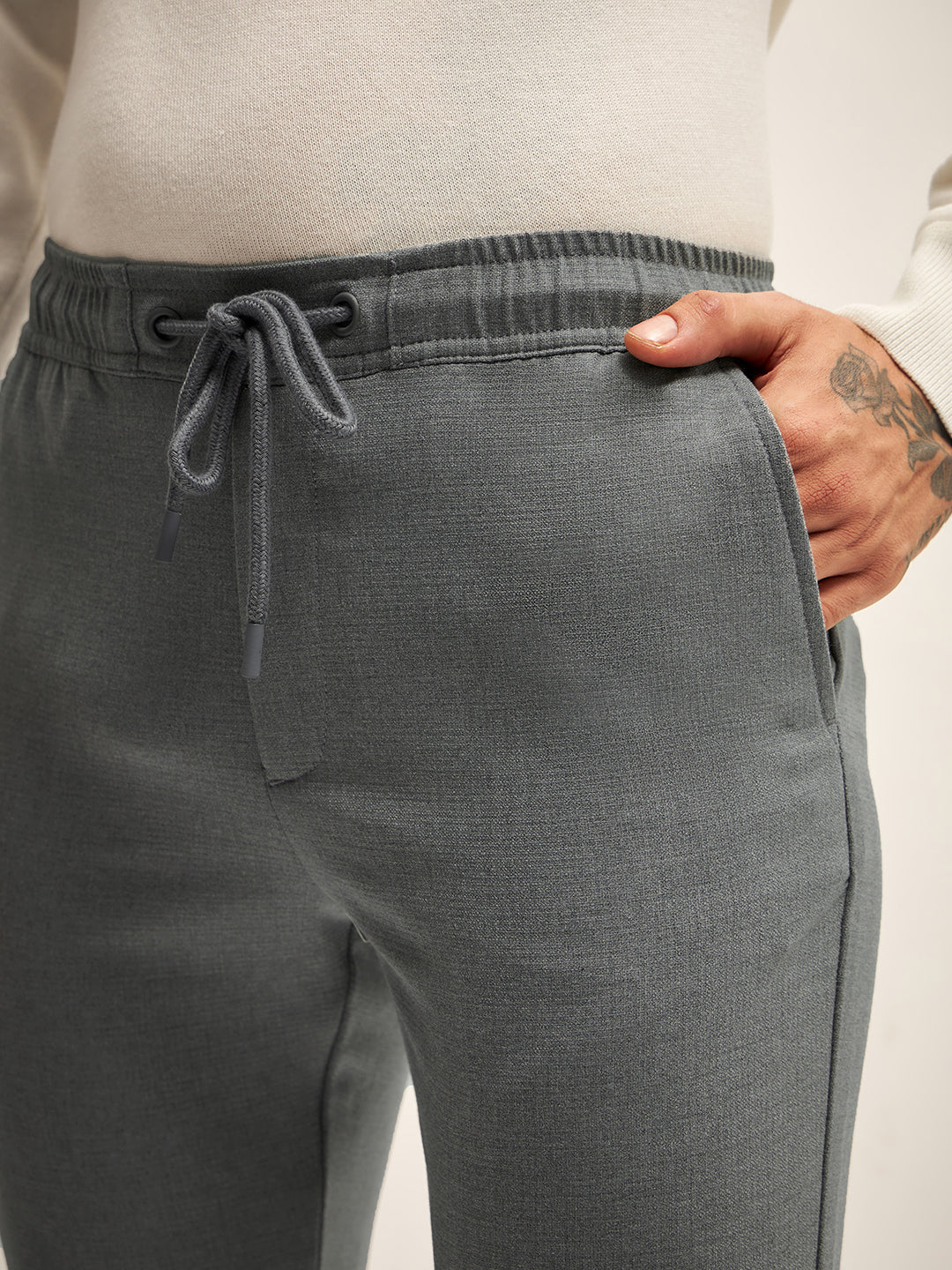 Men Grey Solid 4 Way Stretch Formal Trouser