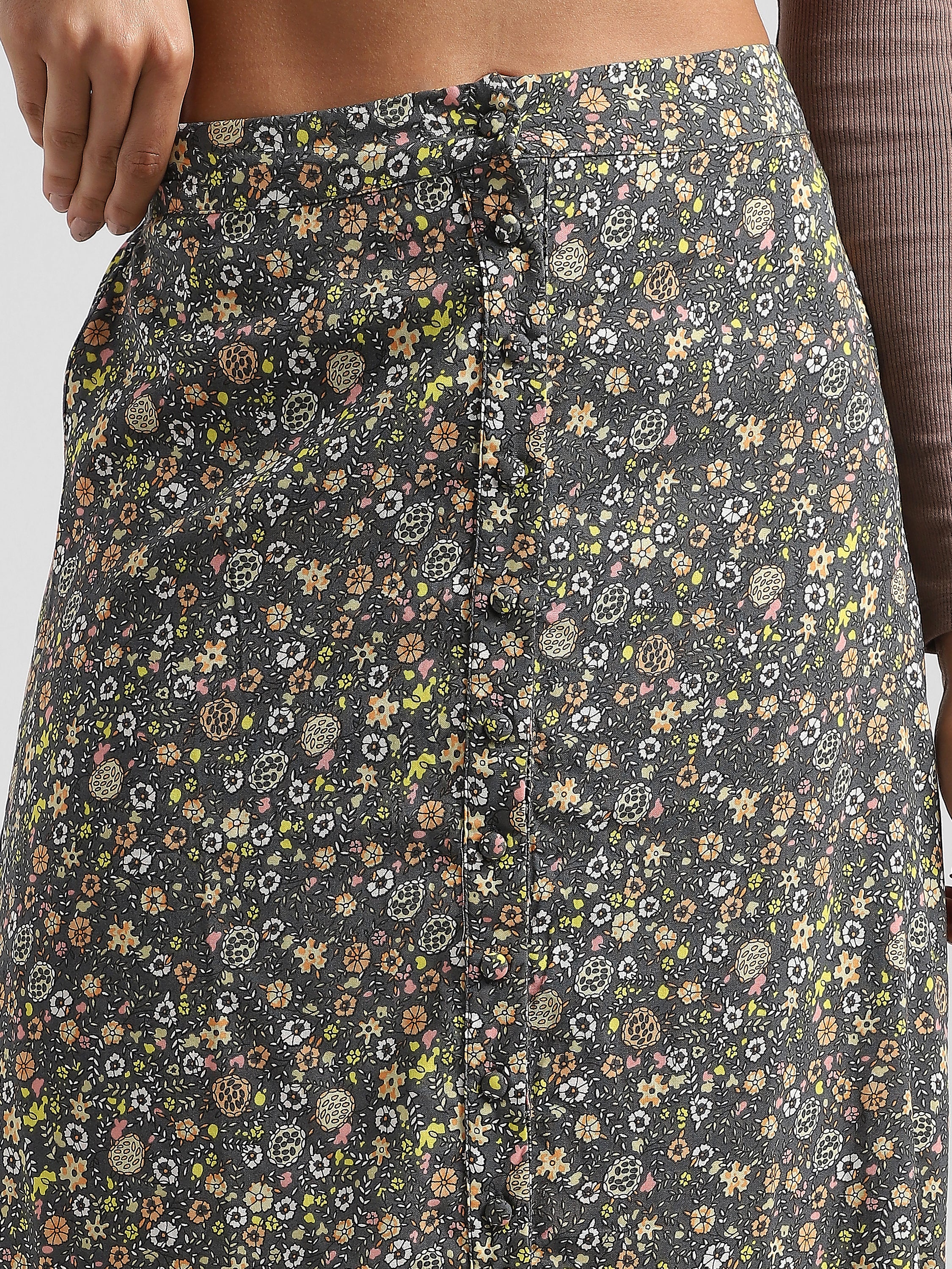 Women Grey Floral Printed Straight Fit Skirt
