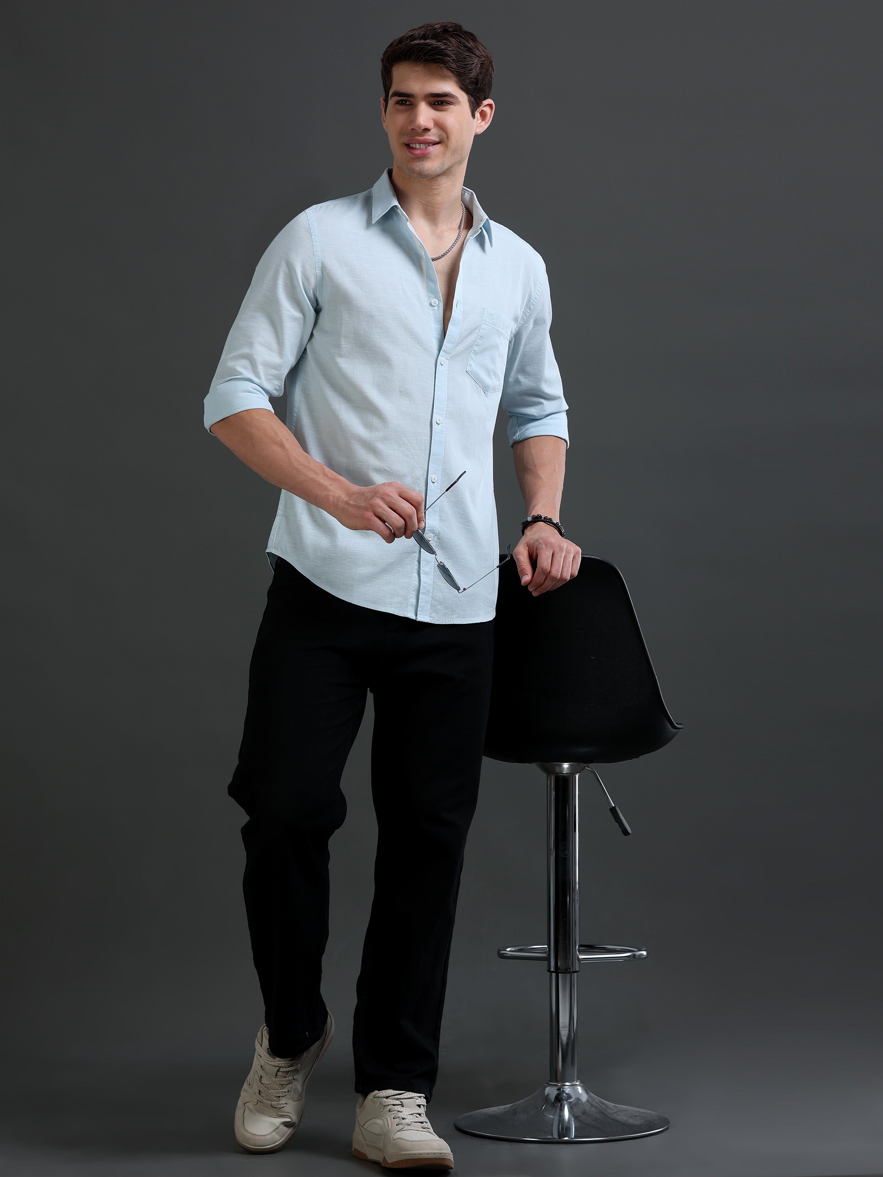 Men Blue Slub Solid Shirt