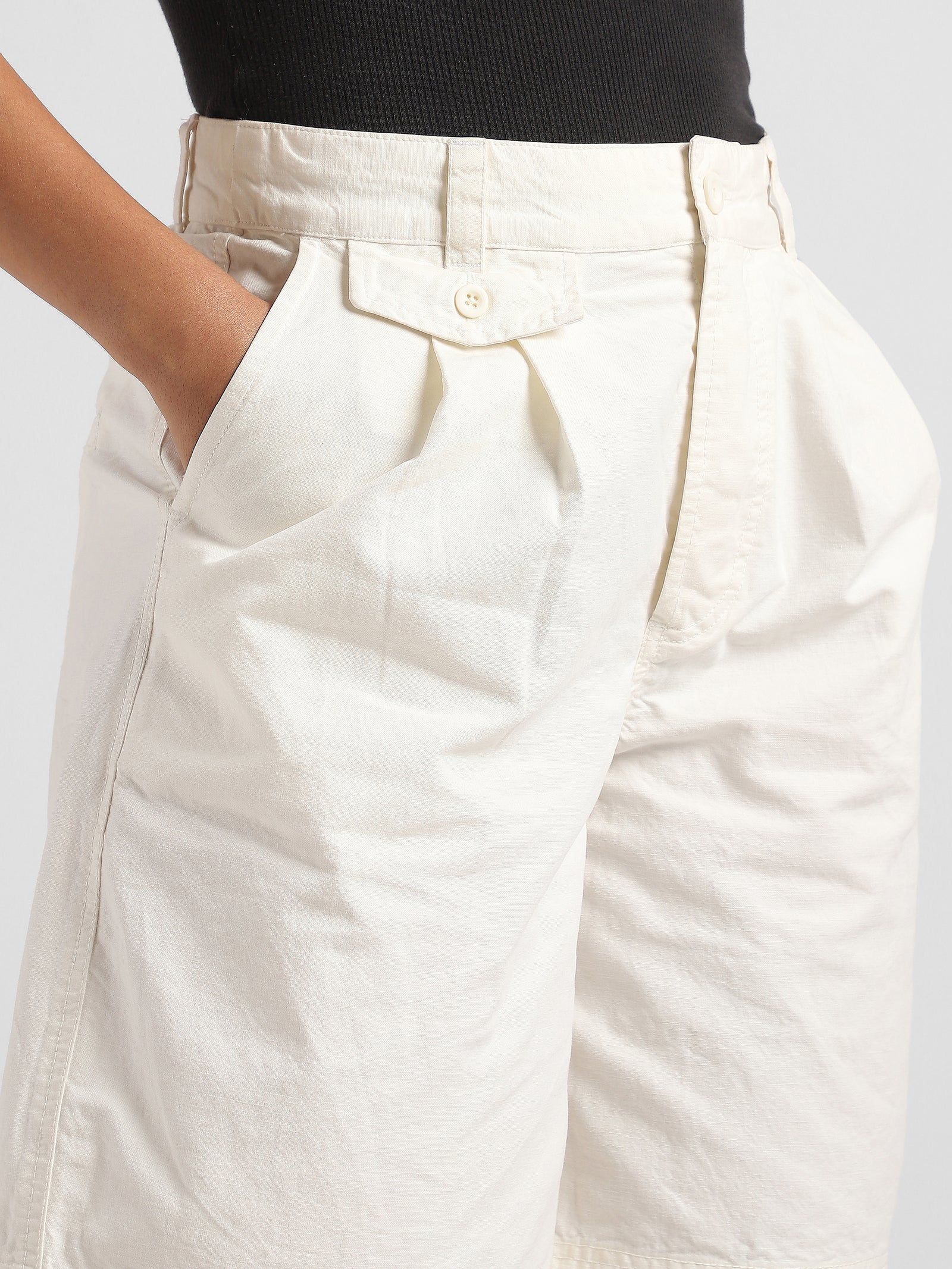 Women White Regular Fit High Waist shorts
