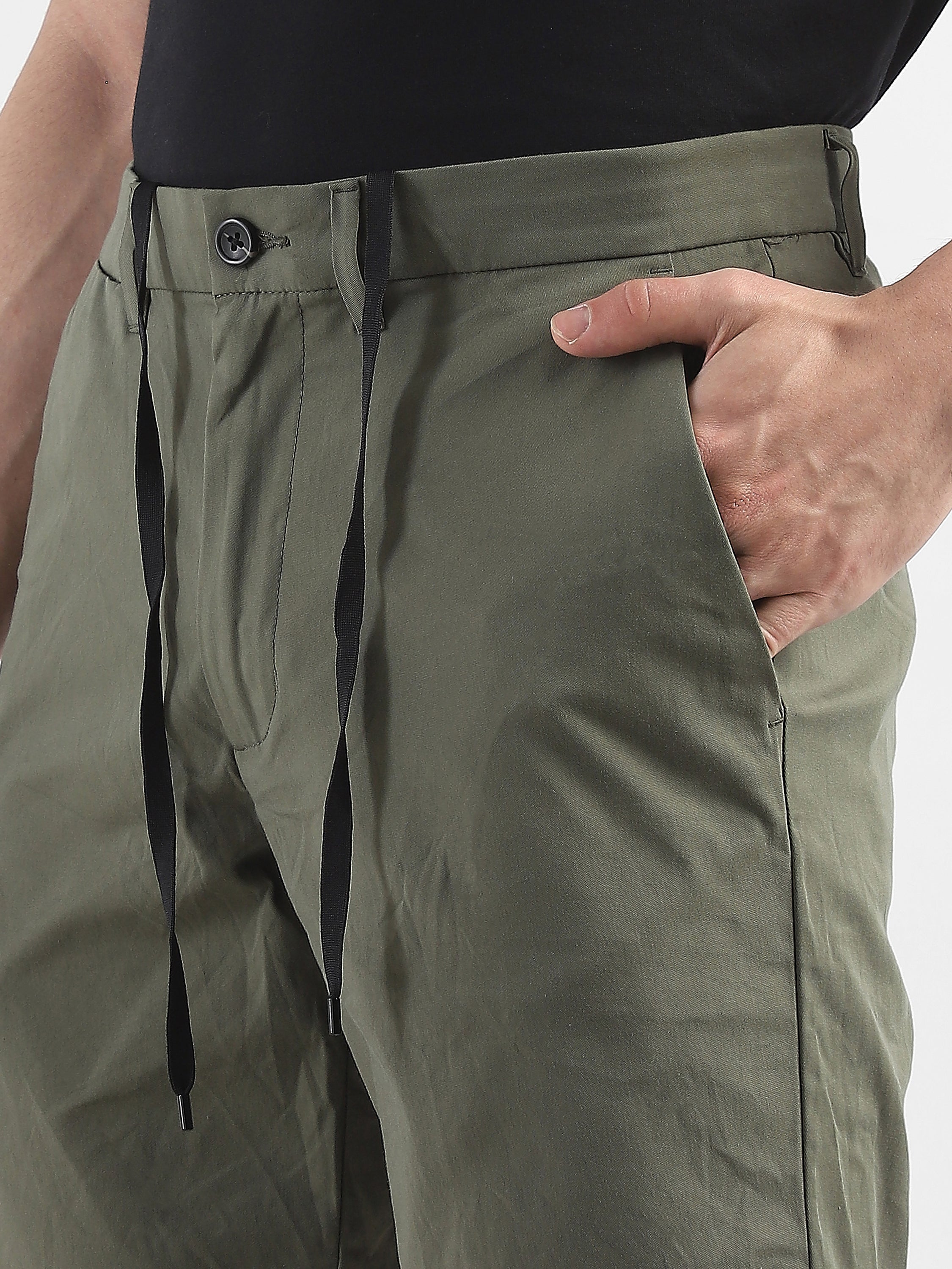 Men Olive Knee Length Regular Fit Shorts