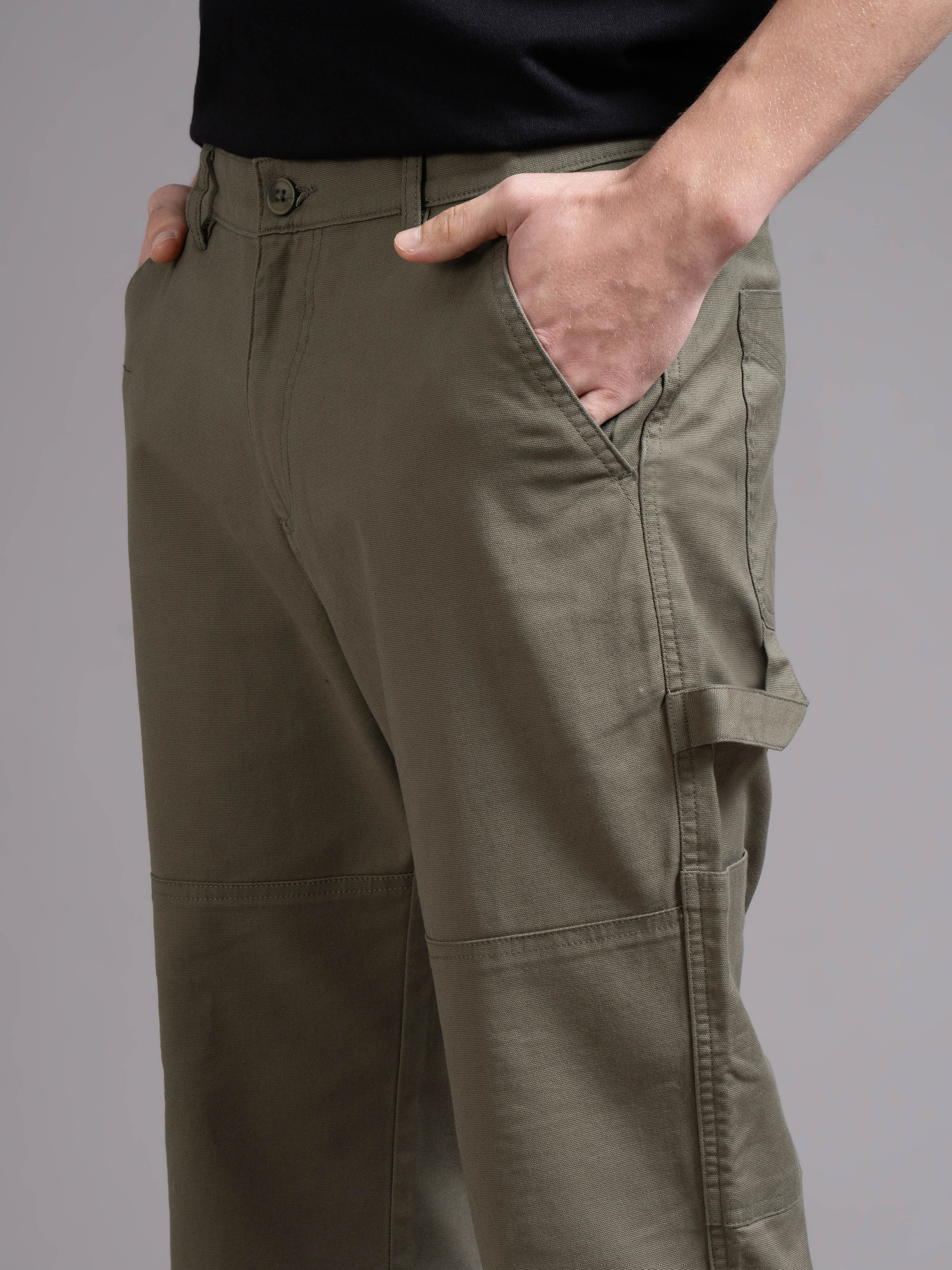 Men Green Straight Fit Cargo Trouser