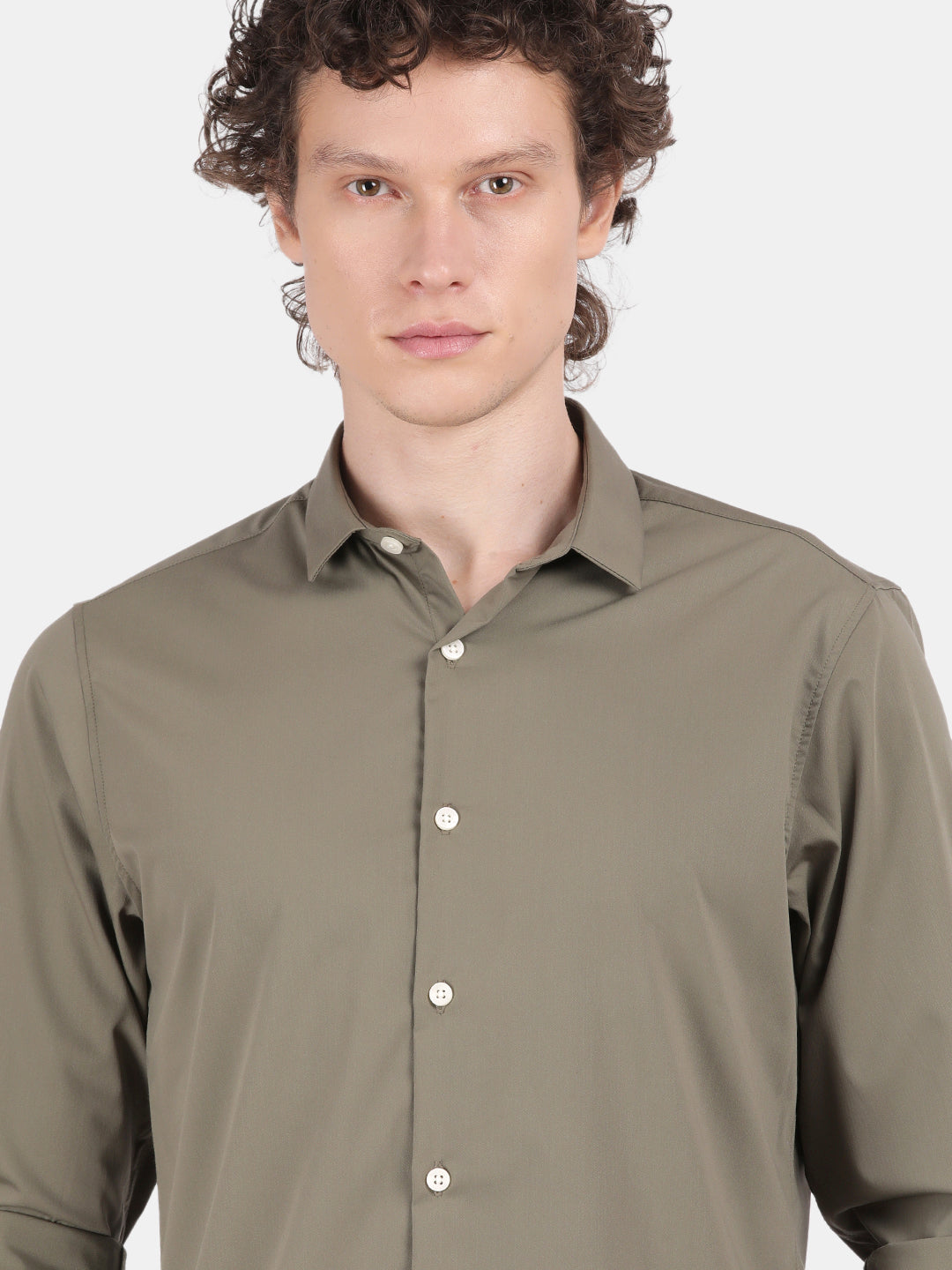 Men Olive Slim Fit Spread Collar Full Sleeve Casual Shirt