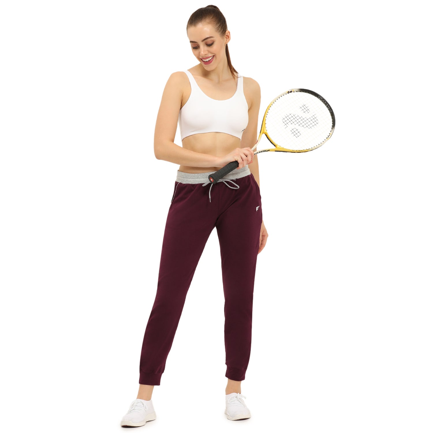 Non-padded Non-wired Full Coverage Slip-on Moulded Double Layered Sports Bra