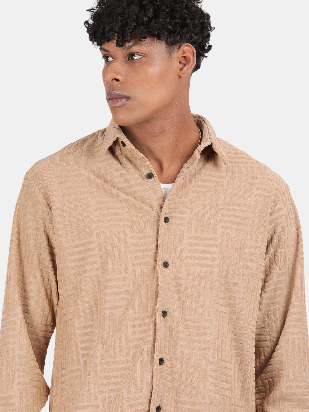 Men Cream Slim Fit Spread Collar Full Sleeve Casual Shirt