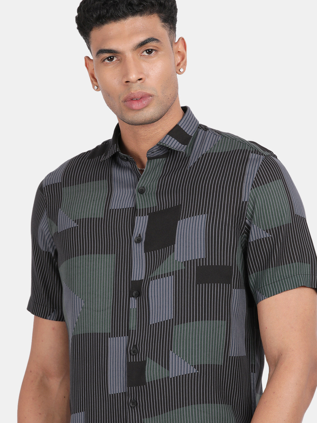 Men Black Slim Fit Spread Collar Half Sleeve Casual Shirt