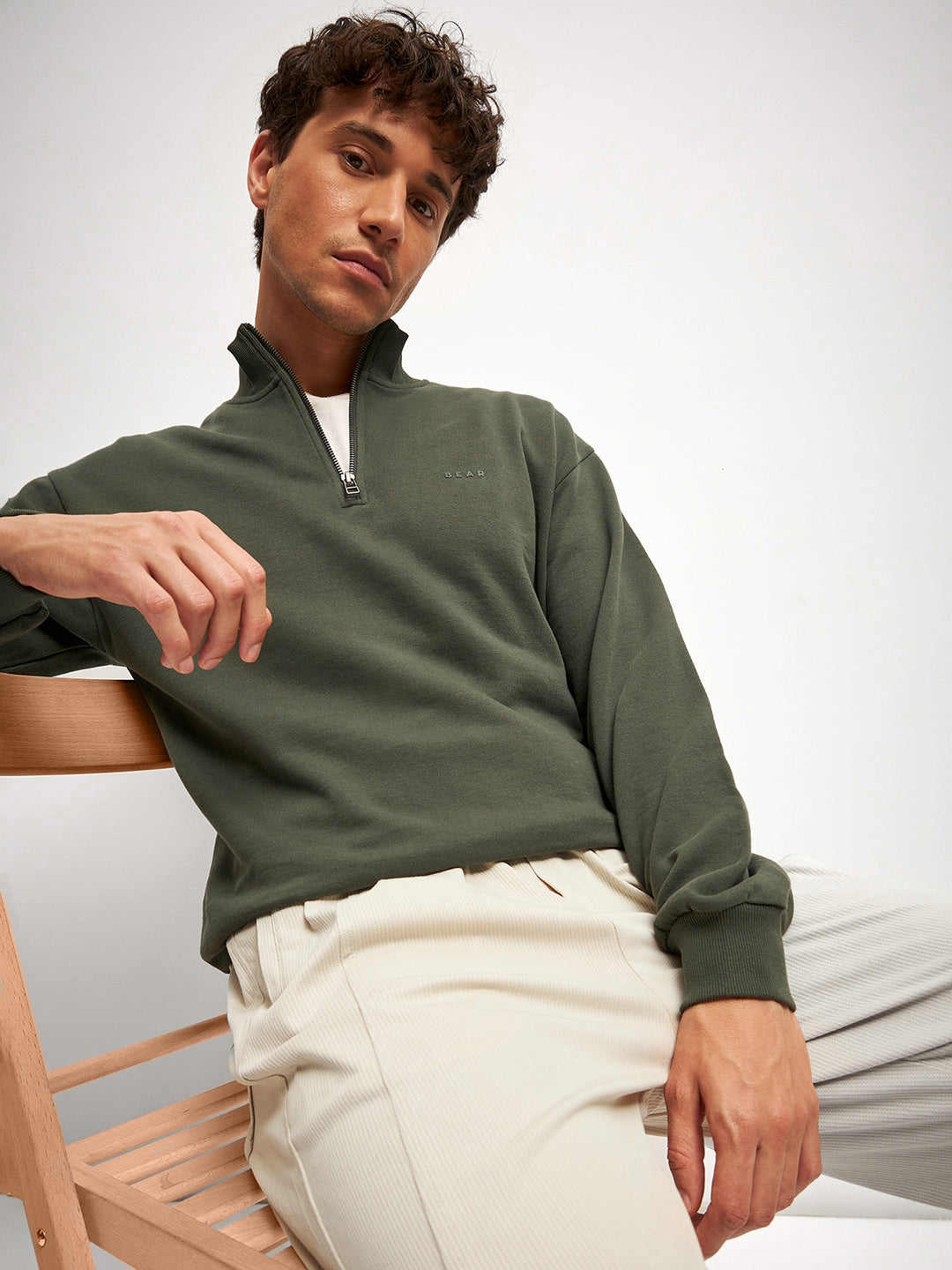 Men Olive Solid Relax Fit High Neck Sweatshirt