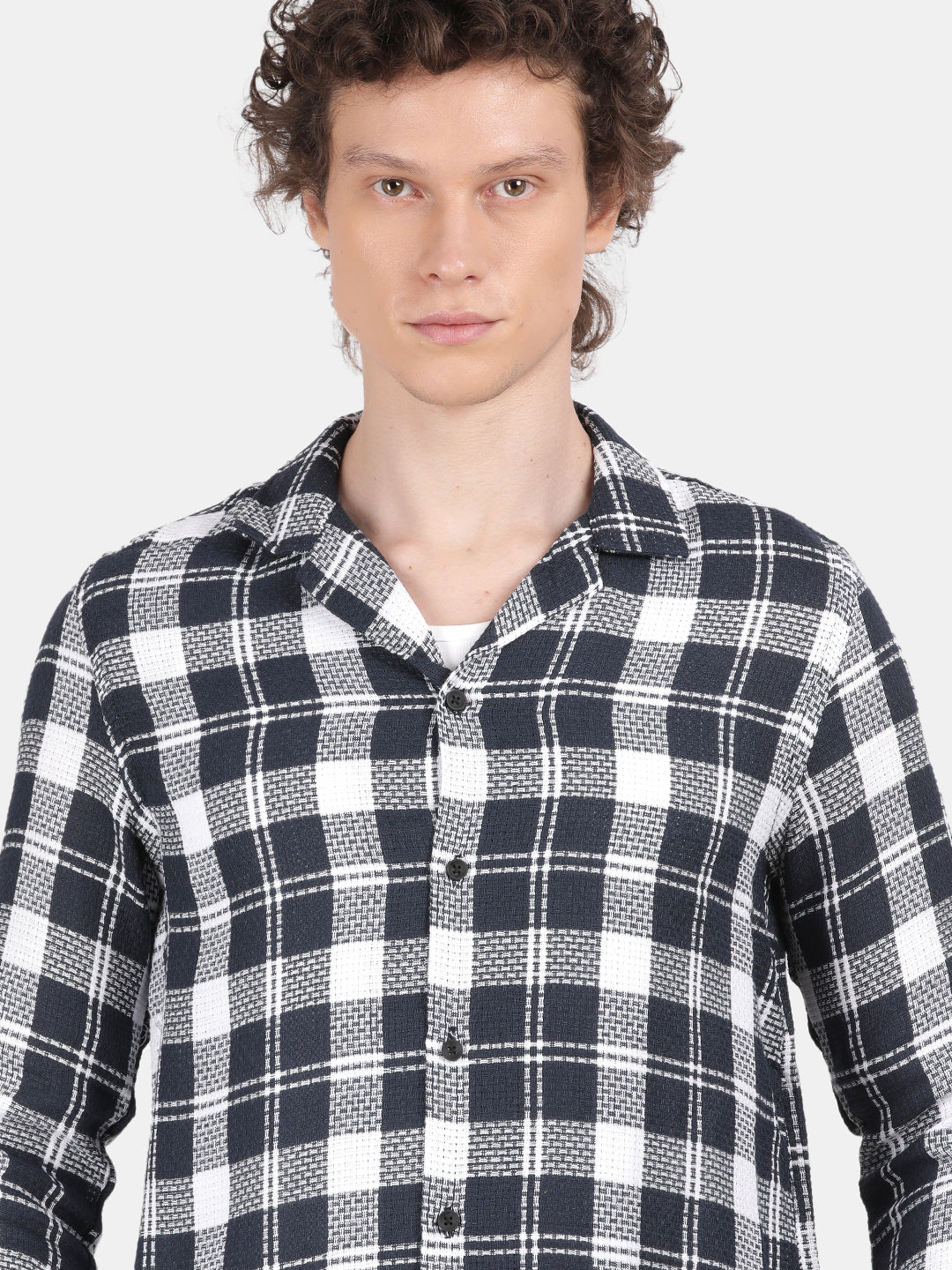 Men Navy Slim Fit Lapel Collar Full Sleeve Casual Shirt