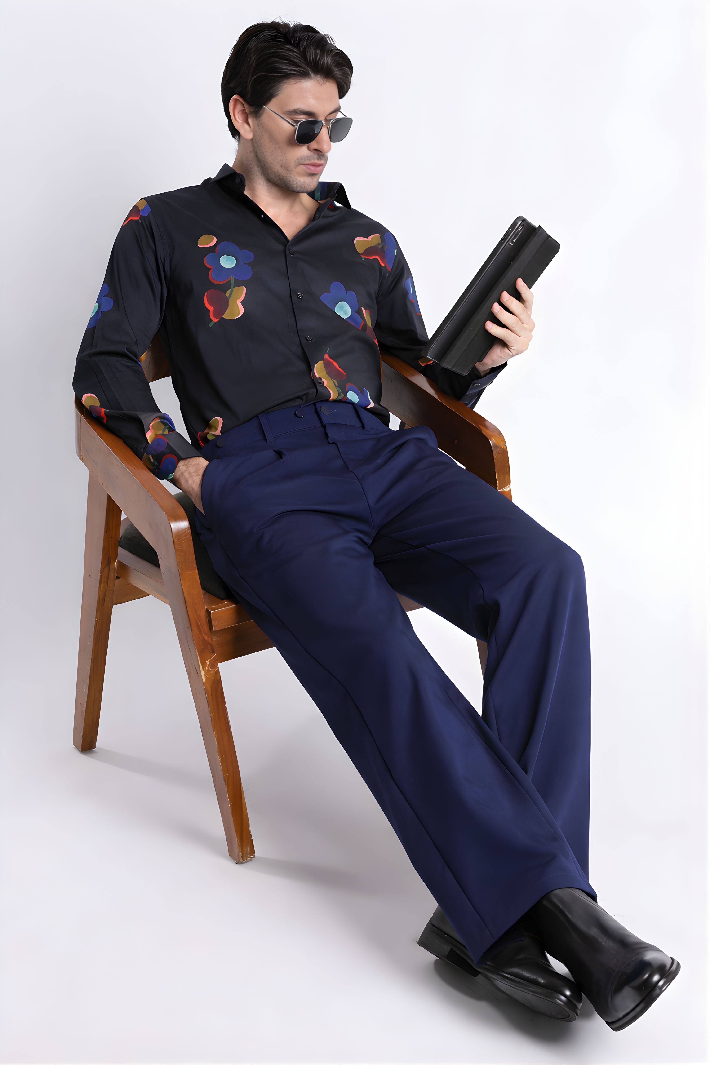 Men Refined Floral Digital Print Shirt