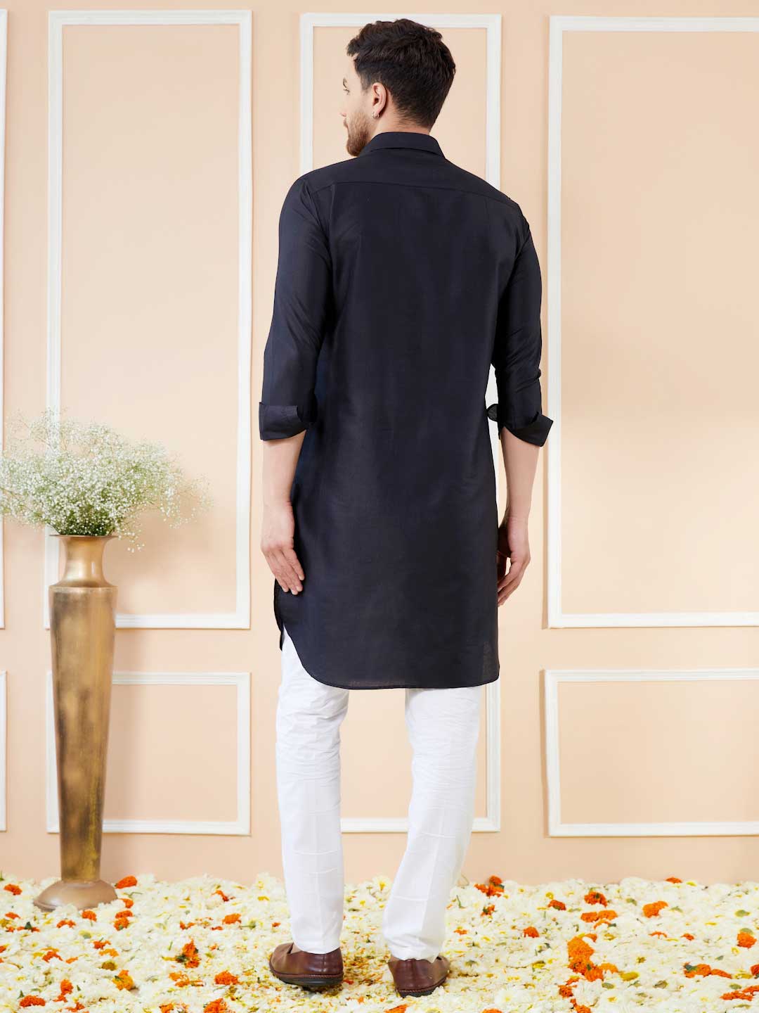 Men Black Cotton Solid Pathani Kurta