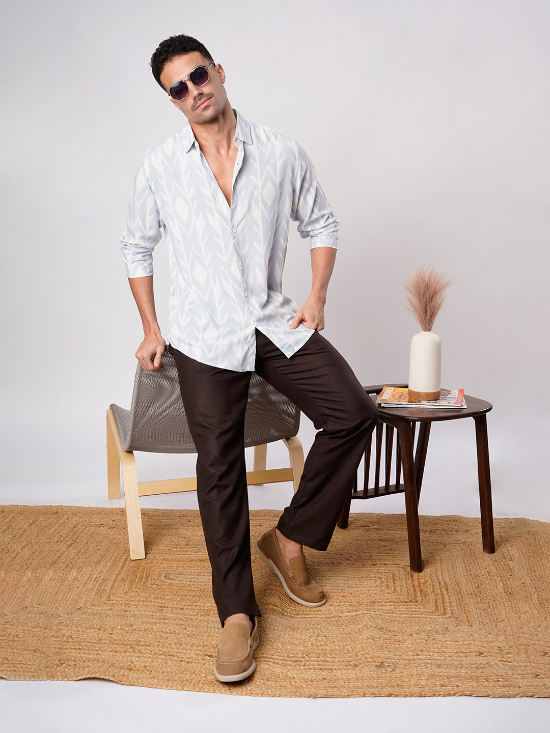 Men Blue and White Abstract printed Shirt