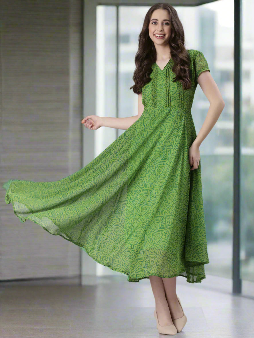 Women Green Printed Midi Dress